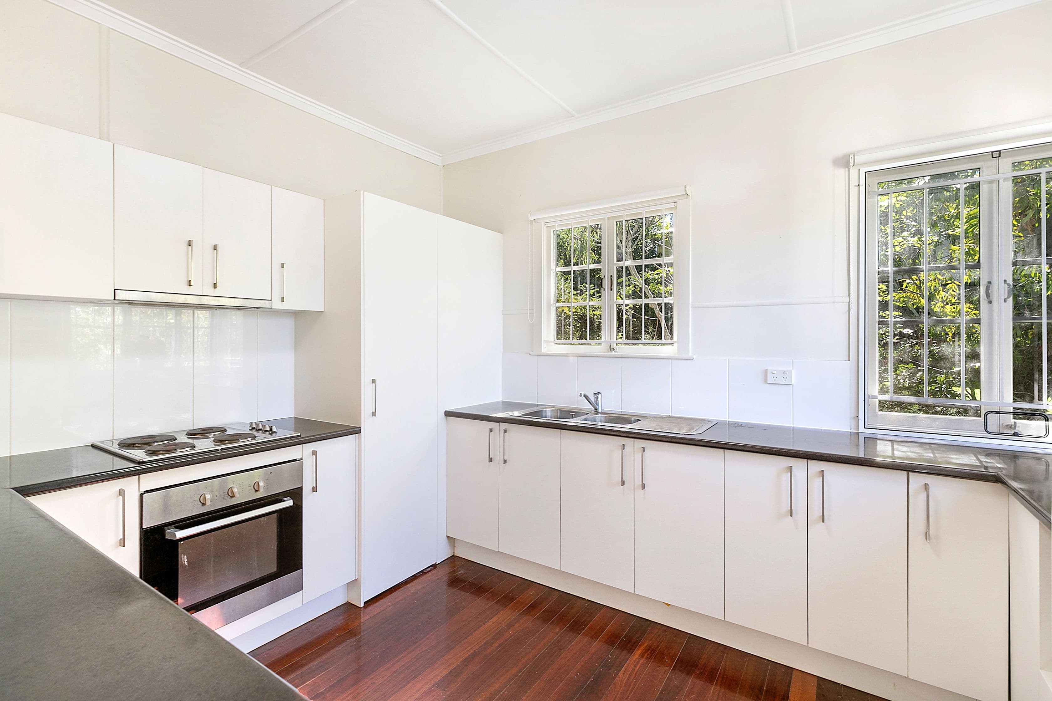 15 Graham Street, Indooroopilly QLD 4068, Indooroopilly - Thumbnail 3