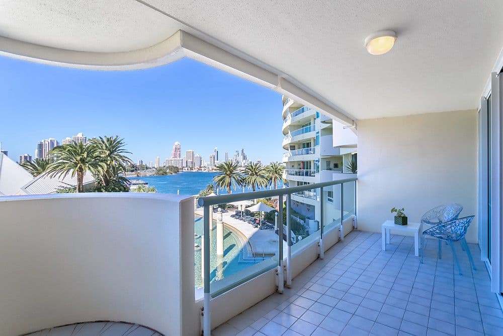 75 Brighton Parade, Southport QLD 4215, Southport - Thumbnail 2