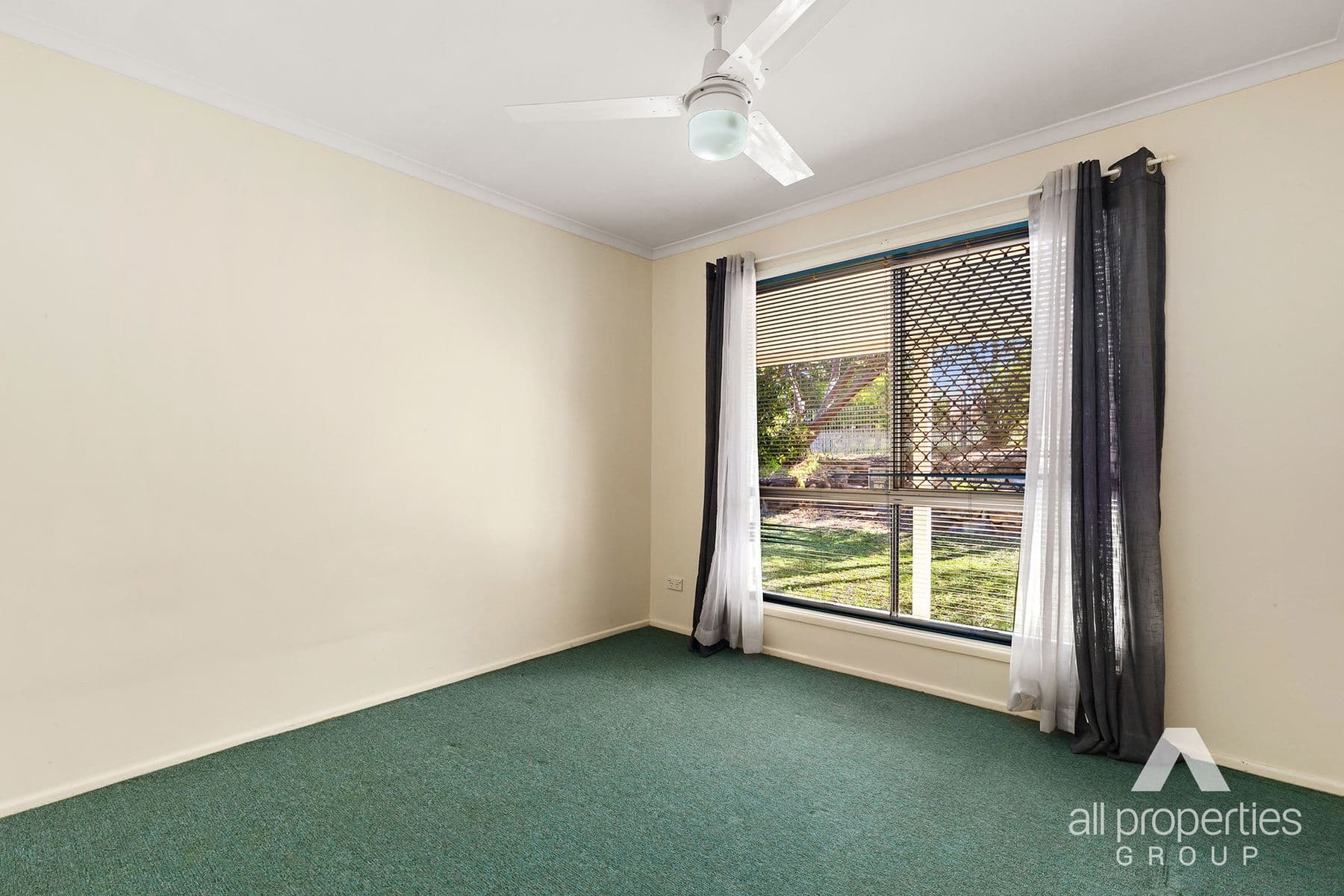 95 Conifer Street, Hillcrest QLD 4118, Hillcrest - Thumbnail 4