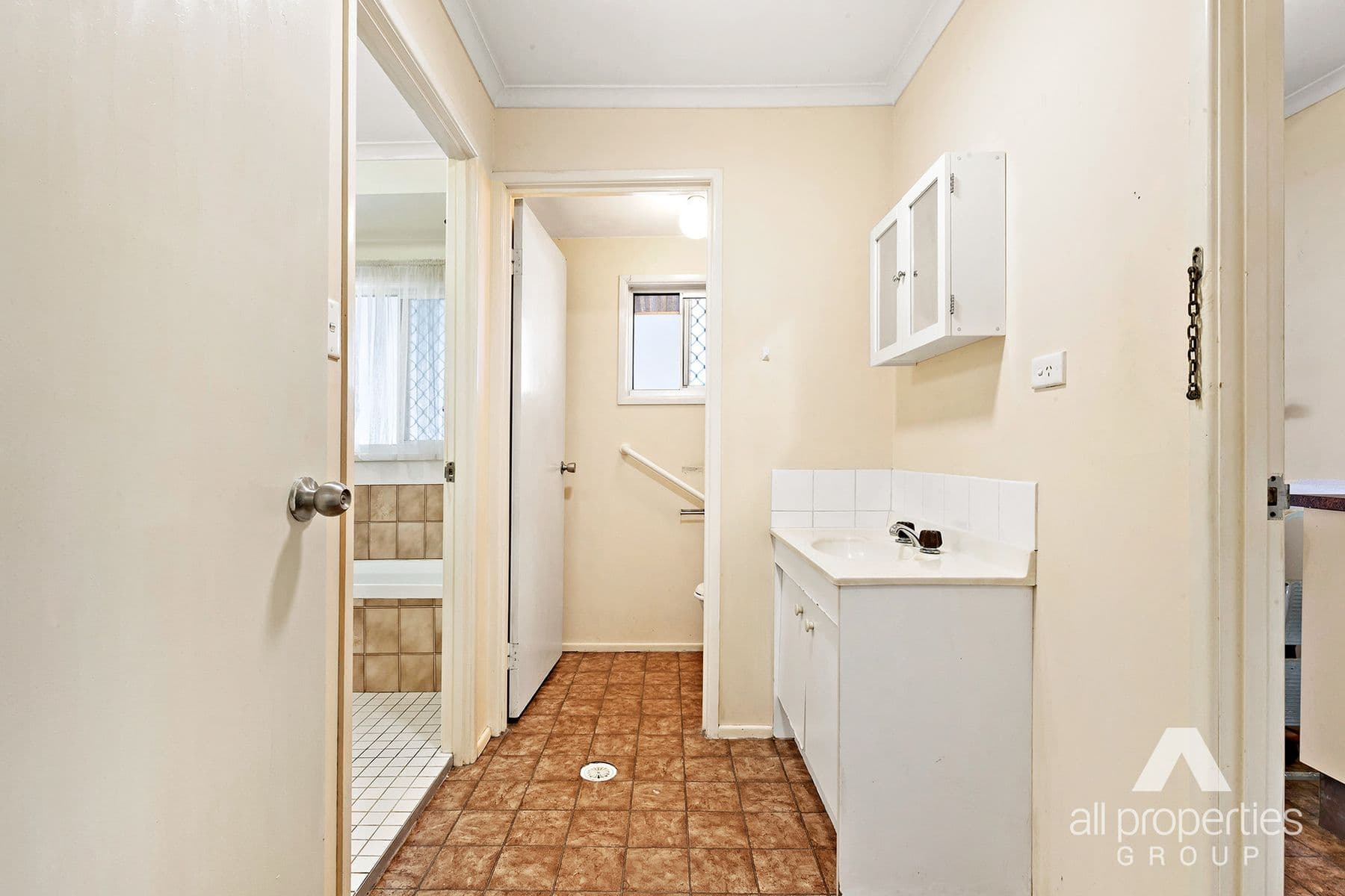 95 Conifer Street, Hillcrest QLD 4118, Hillcrest - Thumbnail 6