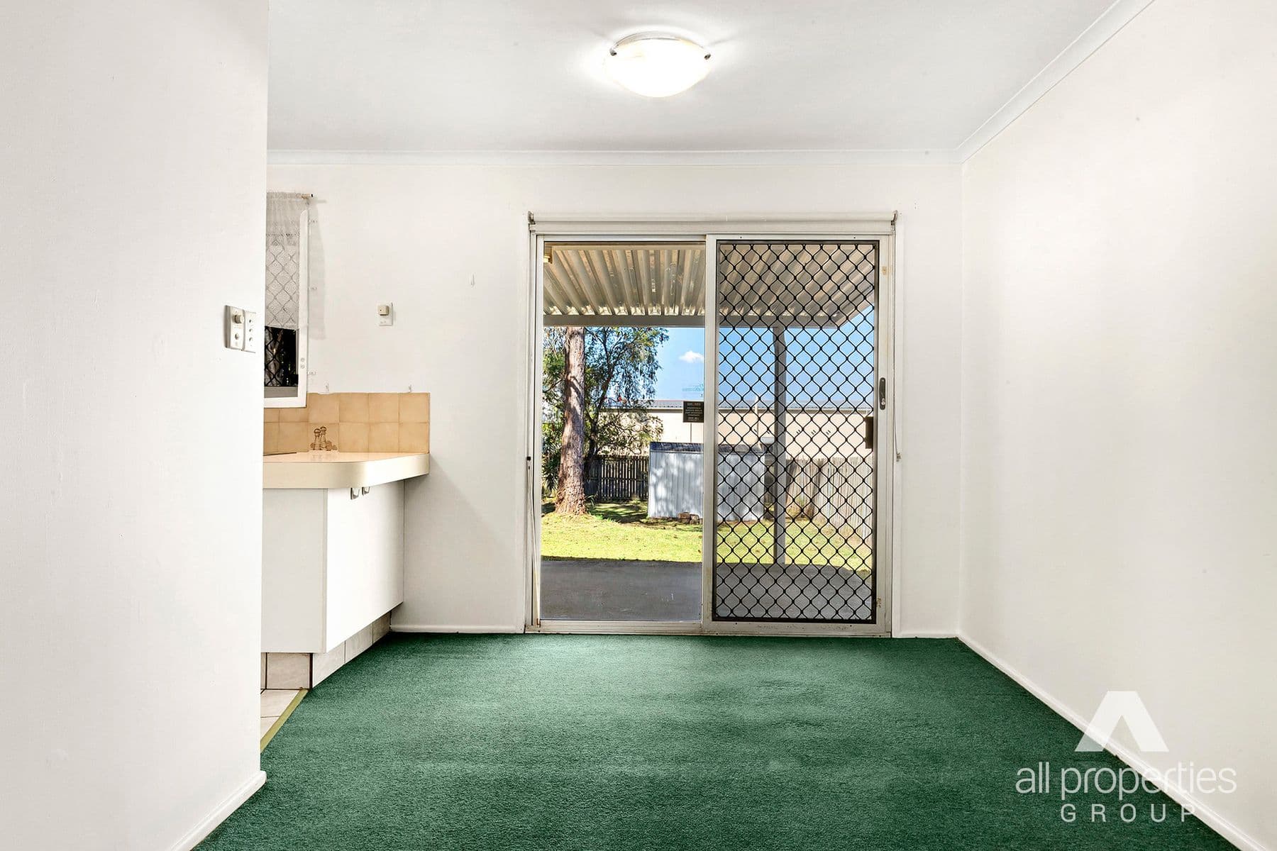 95 Conifer Street, Hillcrest QLD 4118, Hillcrest - Thumbnail 7