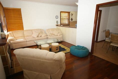 10 Lewes Road, NOLLAMARA WA 6061, Nollamara - Thumbnail 5