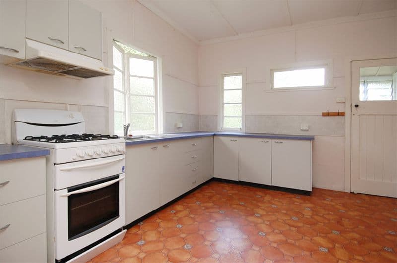 47 Fifth Avenue, KEDRON QLD 4031, Kedron - Thumbnail 3