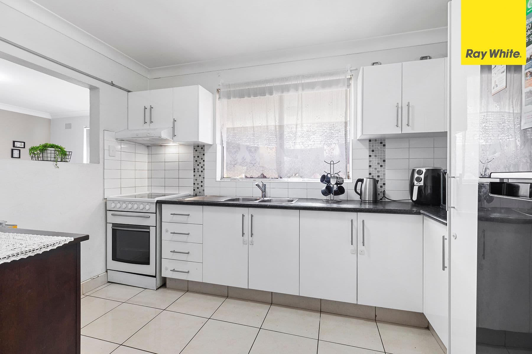 10 Broadway, Punchbowl NSW 2196, Punchbowl - Thumbnail 2