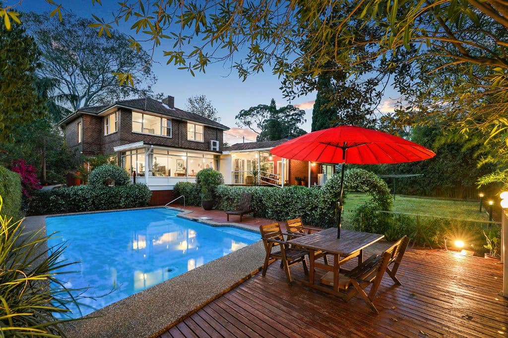 91 Eastern Valley Way, Castlecrag - Image 1