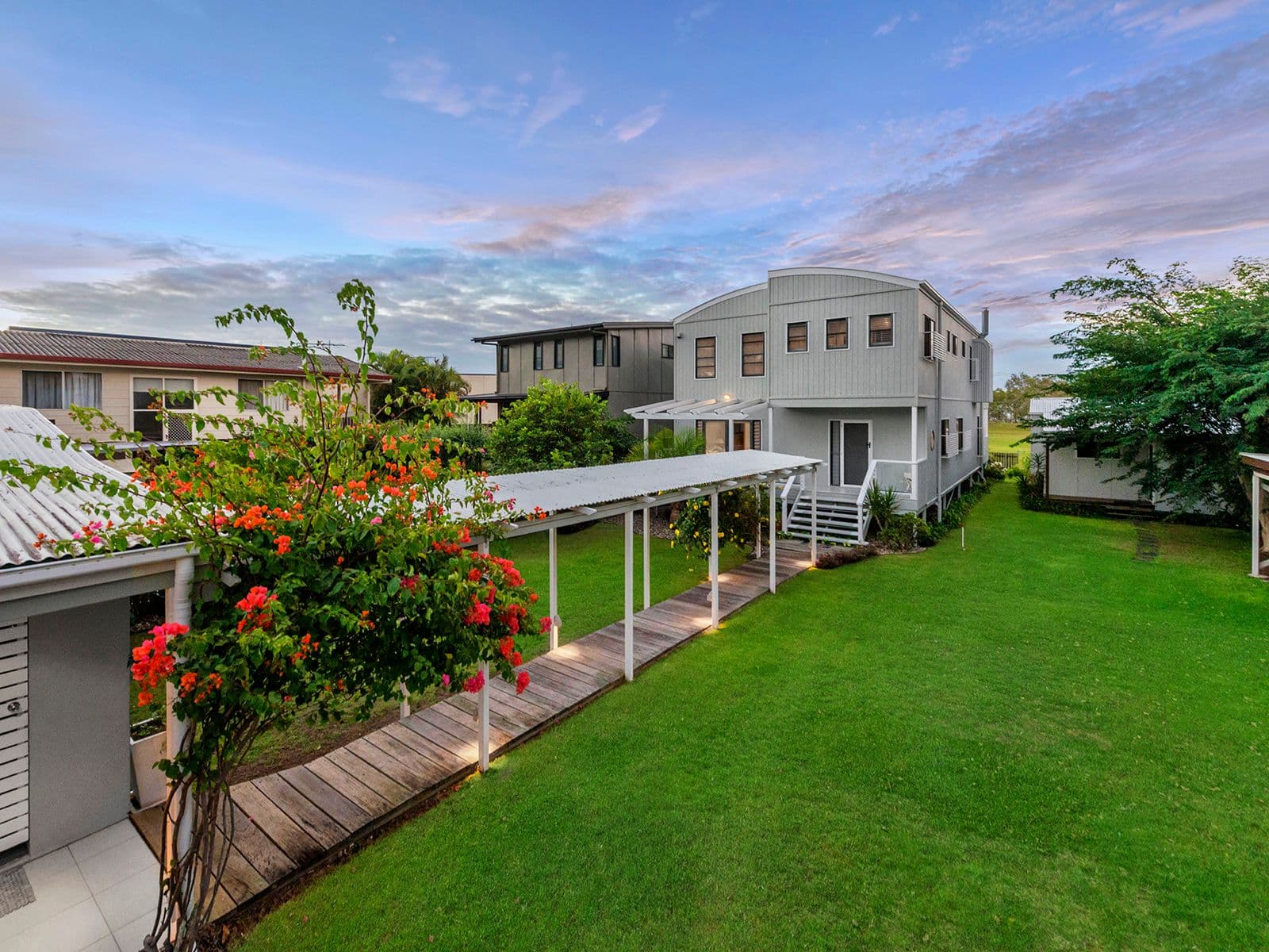 61 O'Quinn Street, Nudgee Beach QLD 4014, Nudgee Beach - Thumbnail 3