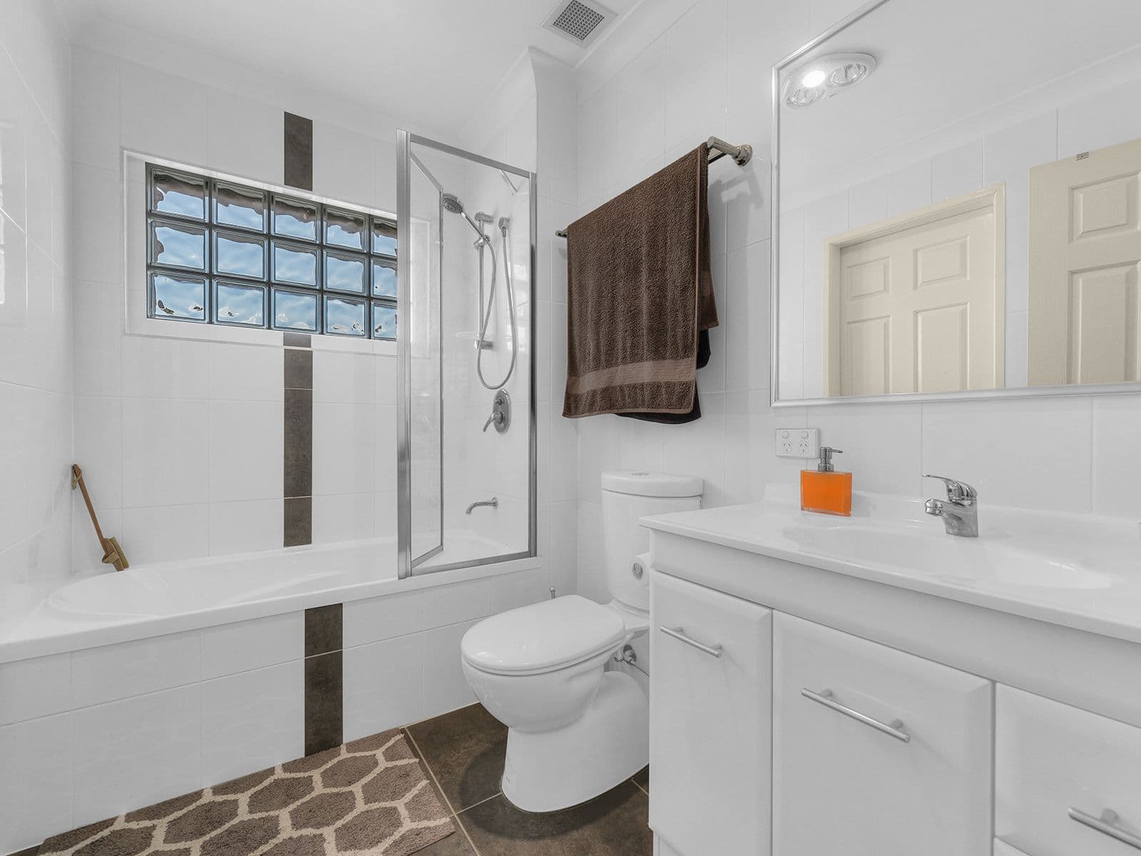 15 Smallman Street, Bulimba QLD 4171, Bulimba - Thumbnail 7