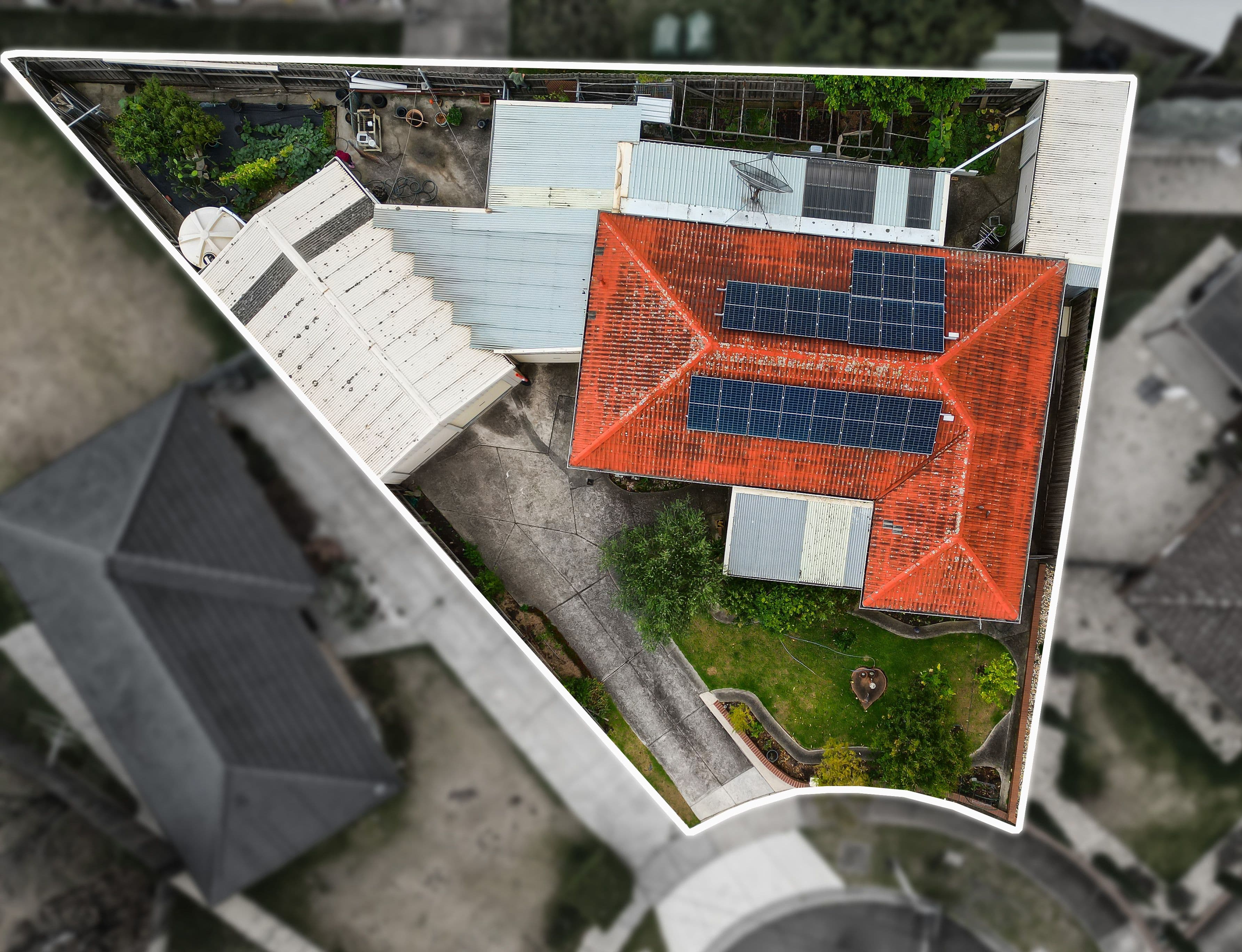 2 Alpine Court, Lalor VIC 3075, Lalor - Thumbnail 2