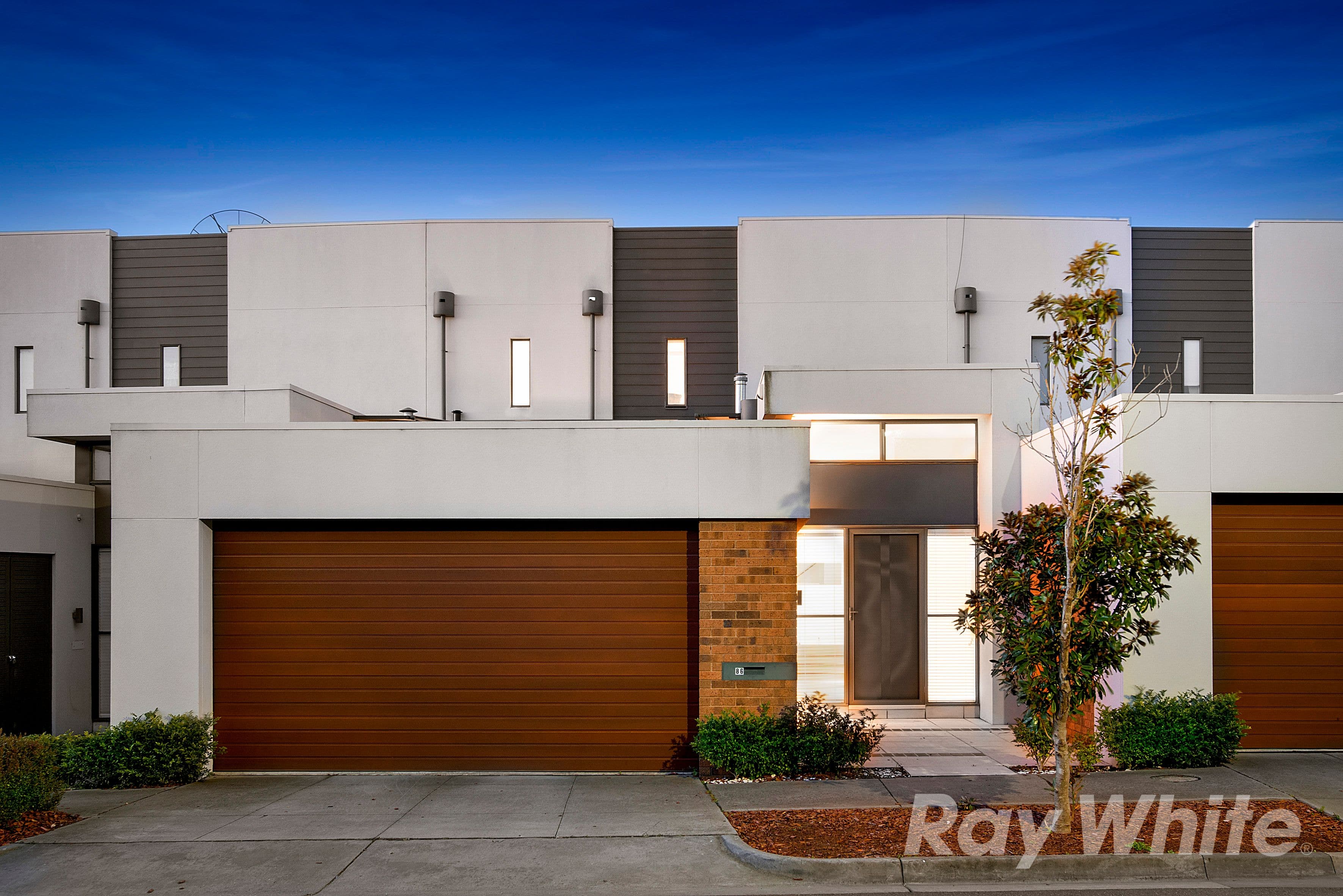 86 Waverley Park Drive, Mulgrave VIC 3170, Mulgrave - Thumbnail 2
