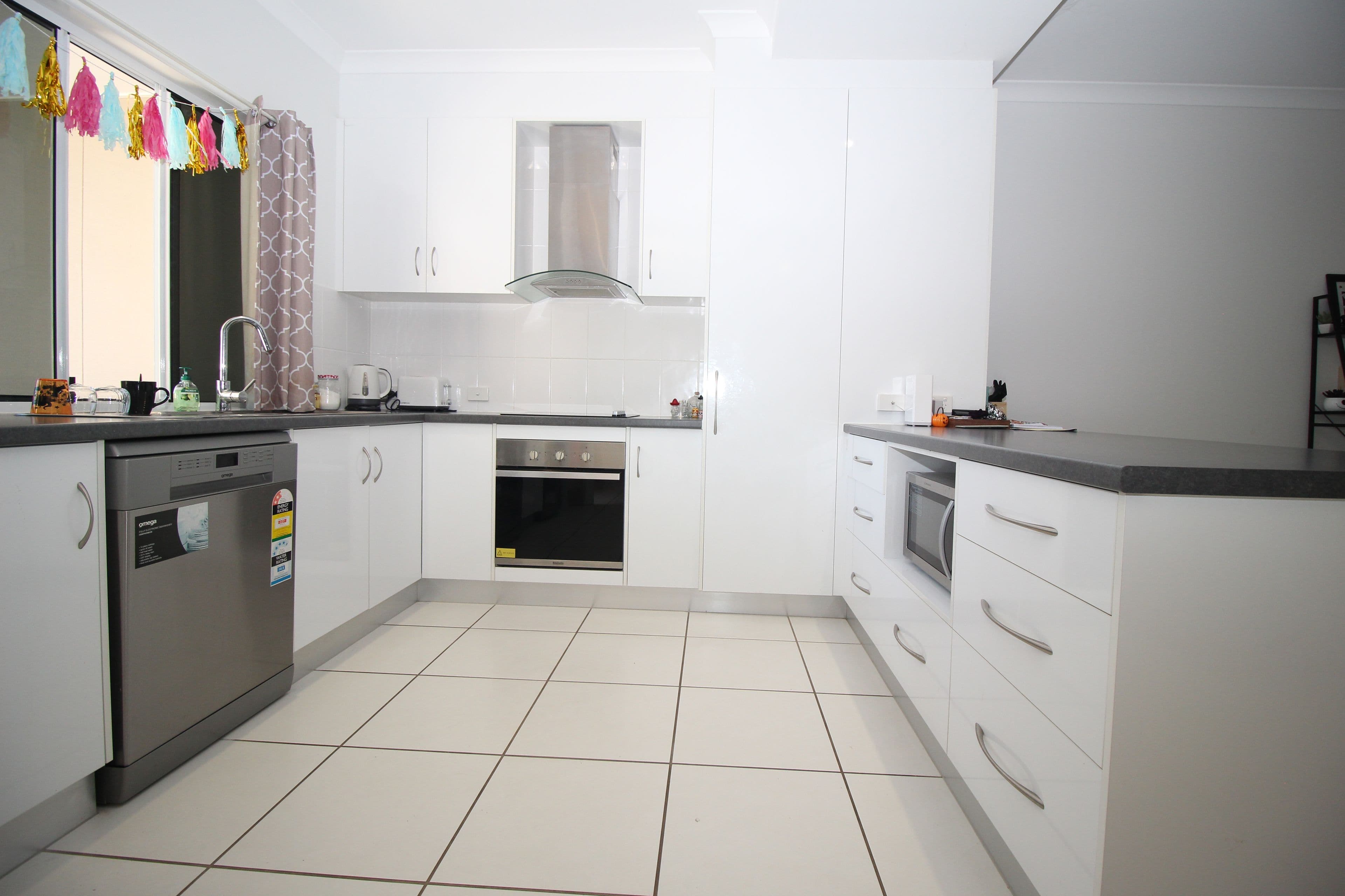 36 Opal Street, Emerald QLD 4720, Emerald - Thumbnail 3