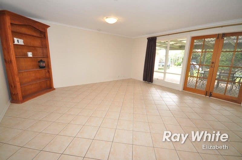 45 Magnolia Crescent, CRAIGMORE SA 5114, Craigmore - Thumbnail 4