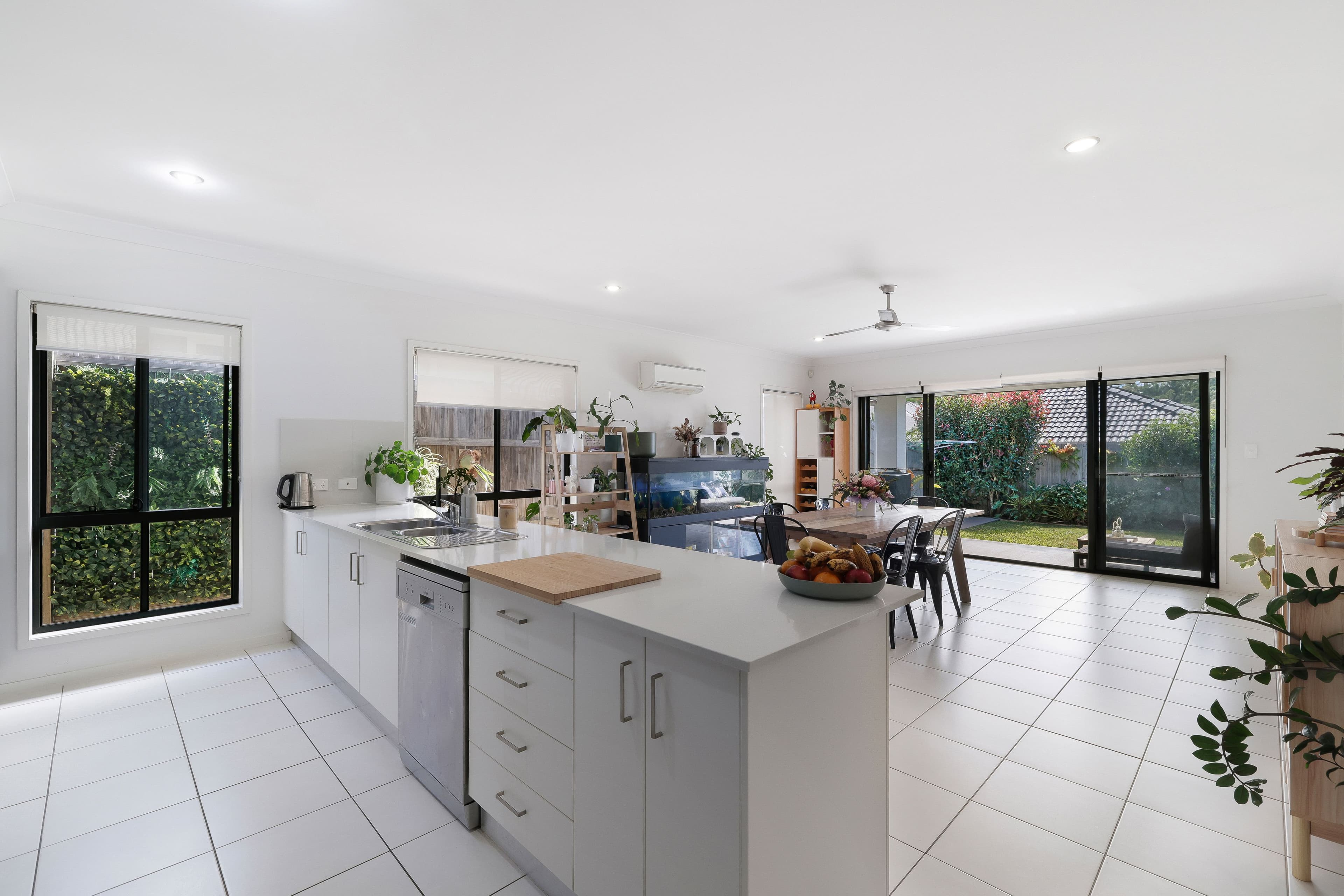 22 Wimmera Crescent, Upper Coomera QLD 4209, Upper Coomera - Thumbnail 5