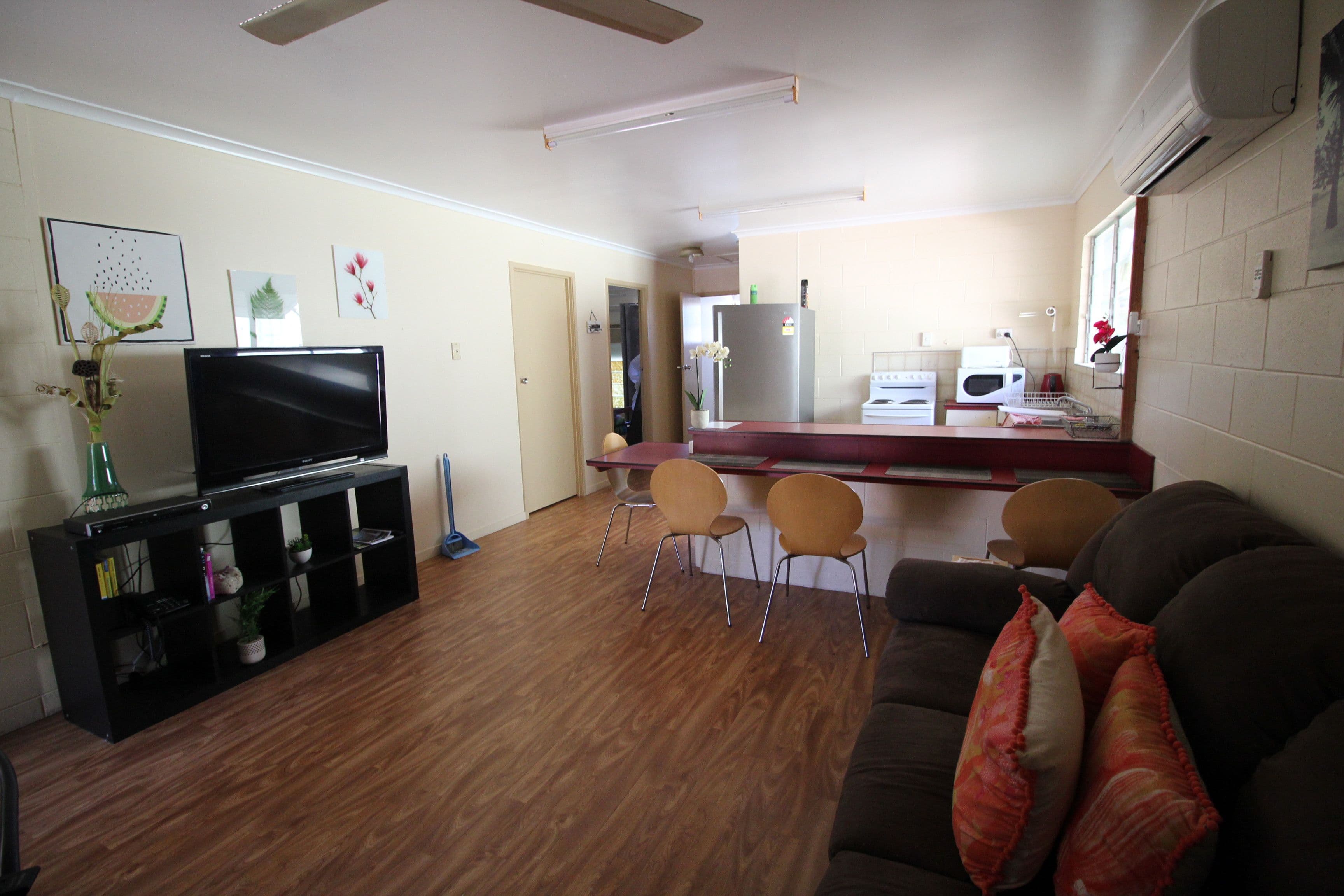 6 Ferrero Street, Lucinda QLD 4850, Lucinda - Thumbnail 2