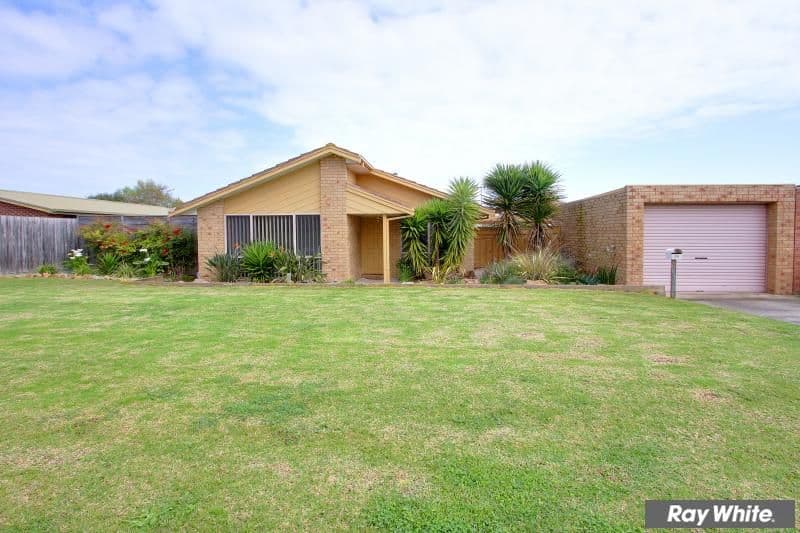 26 Pamela Place, MORNINGTON VIC 3931, Mornington - Image 1
