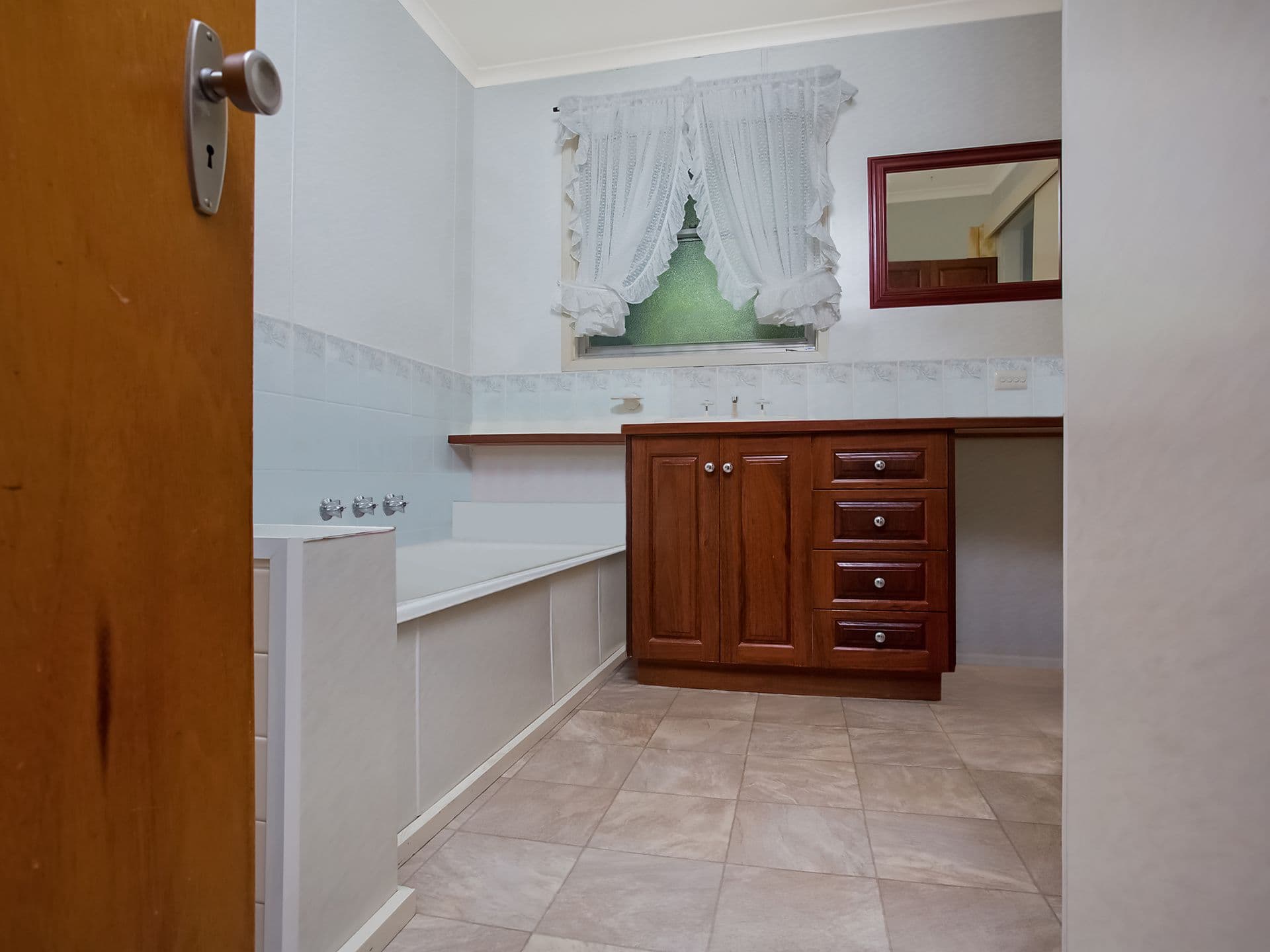 2 Wardoo Street, Simpson VIC 3266, Simpson - Thumbnail 7