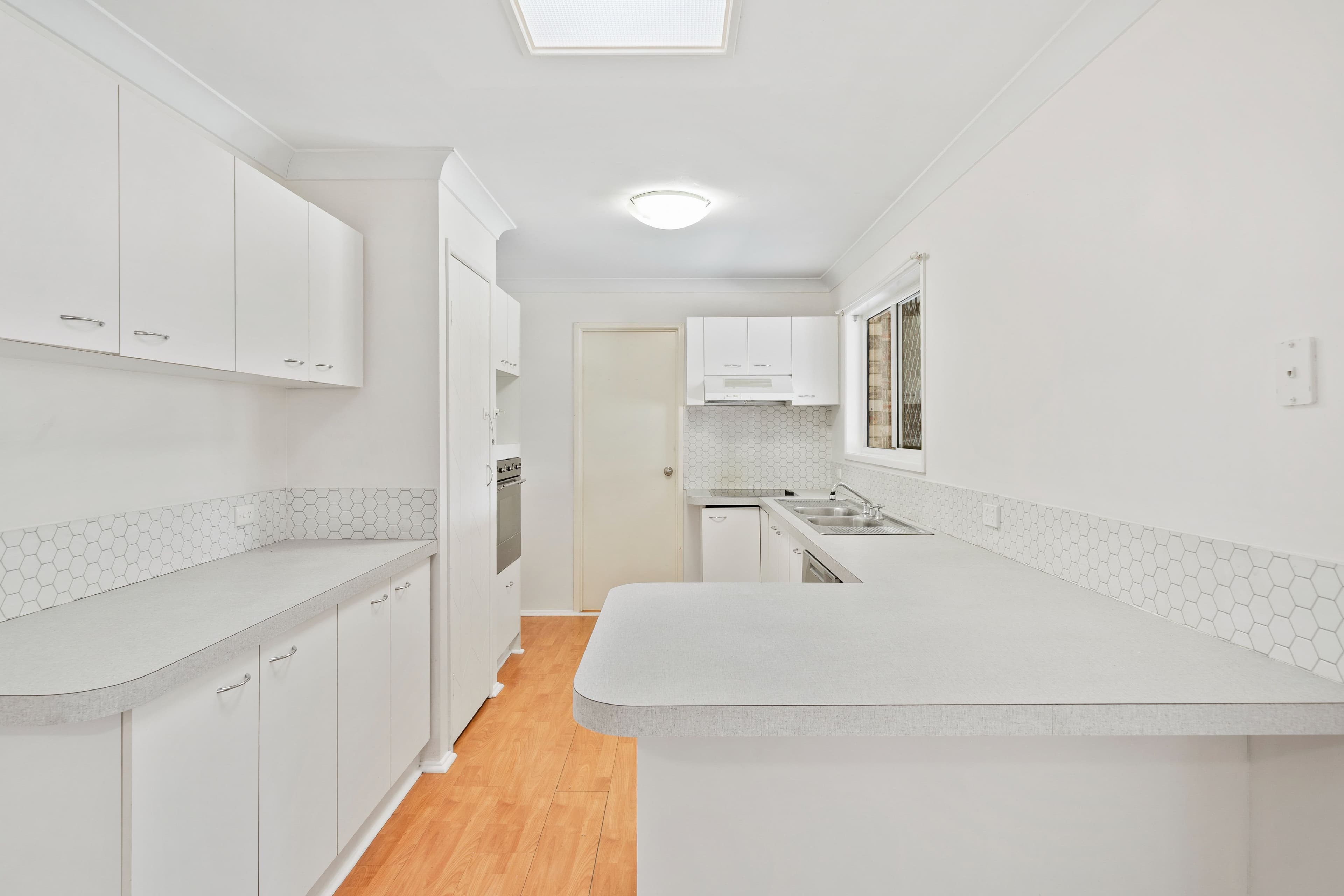 15 Fairbairn Street, Marsden QLD 4132, Marsden - Thumbnail 7
