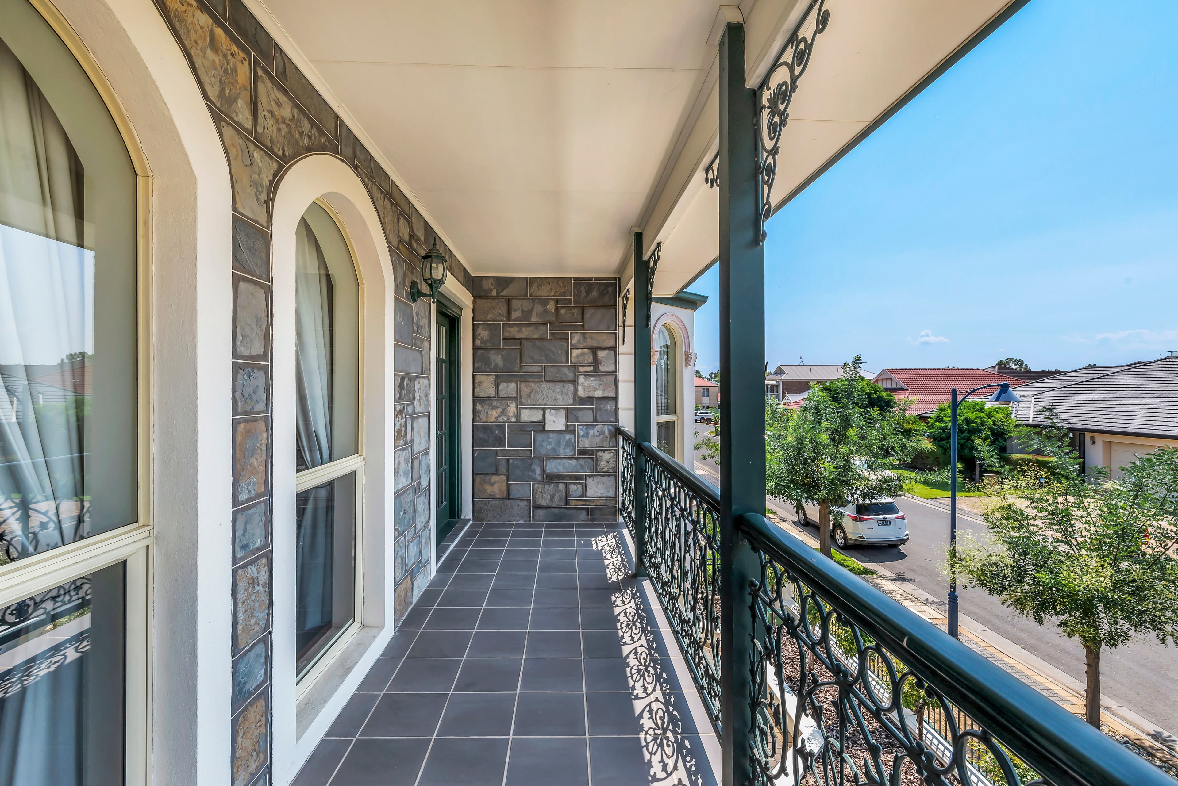 11 Spencer Court, Mawson Lakes SA 5095, Mawson Lakes - Thumbnail 2