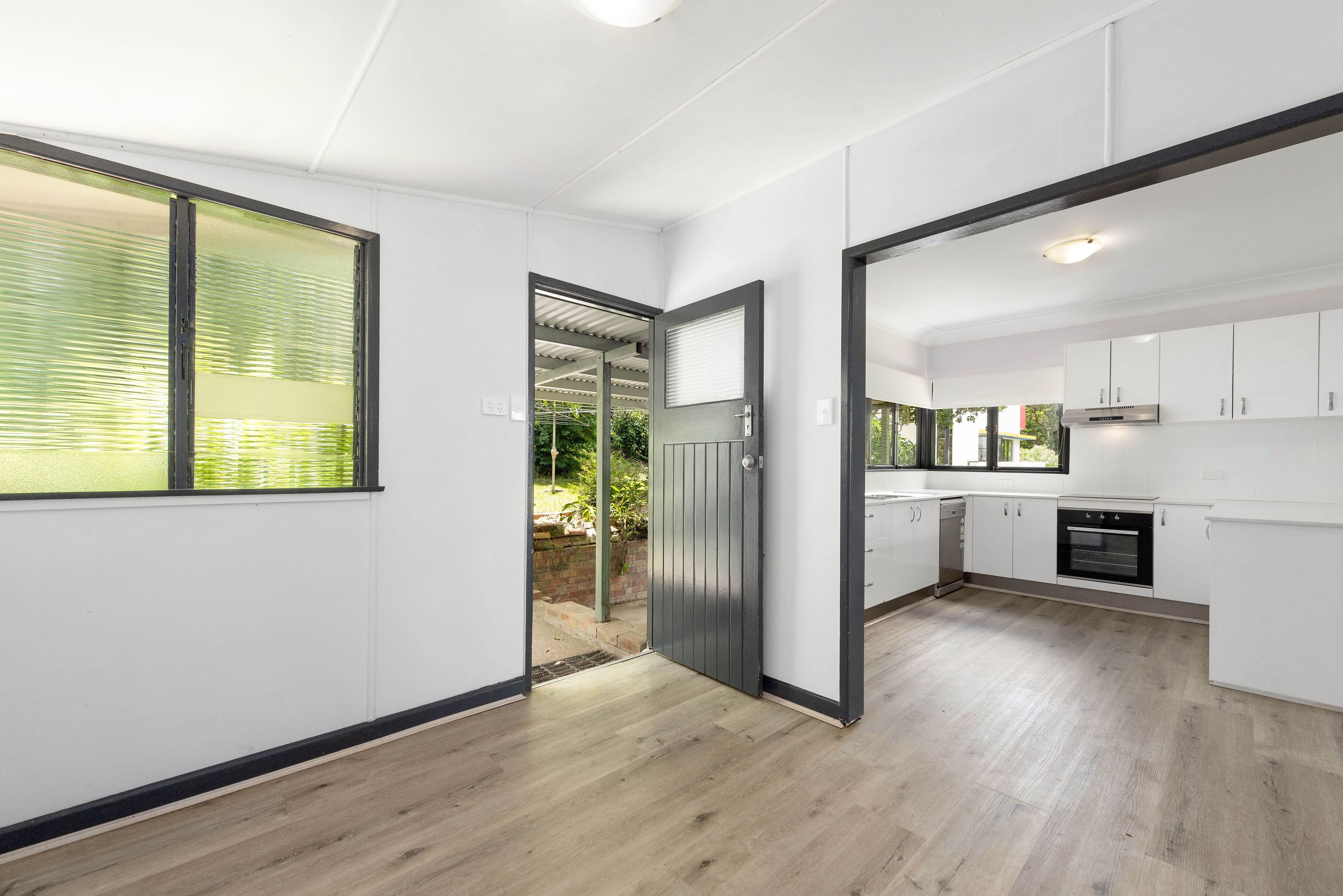 21 Tyne Street, Taringa QLD 4068, Taringa - Thumbnail 7