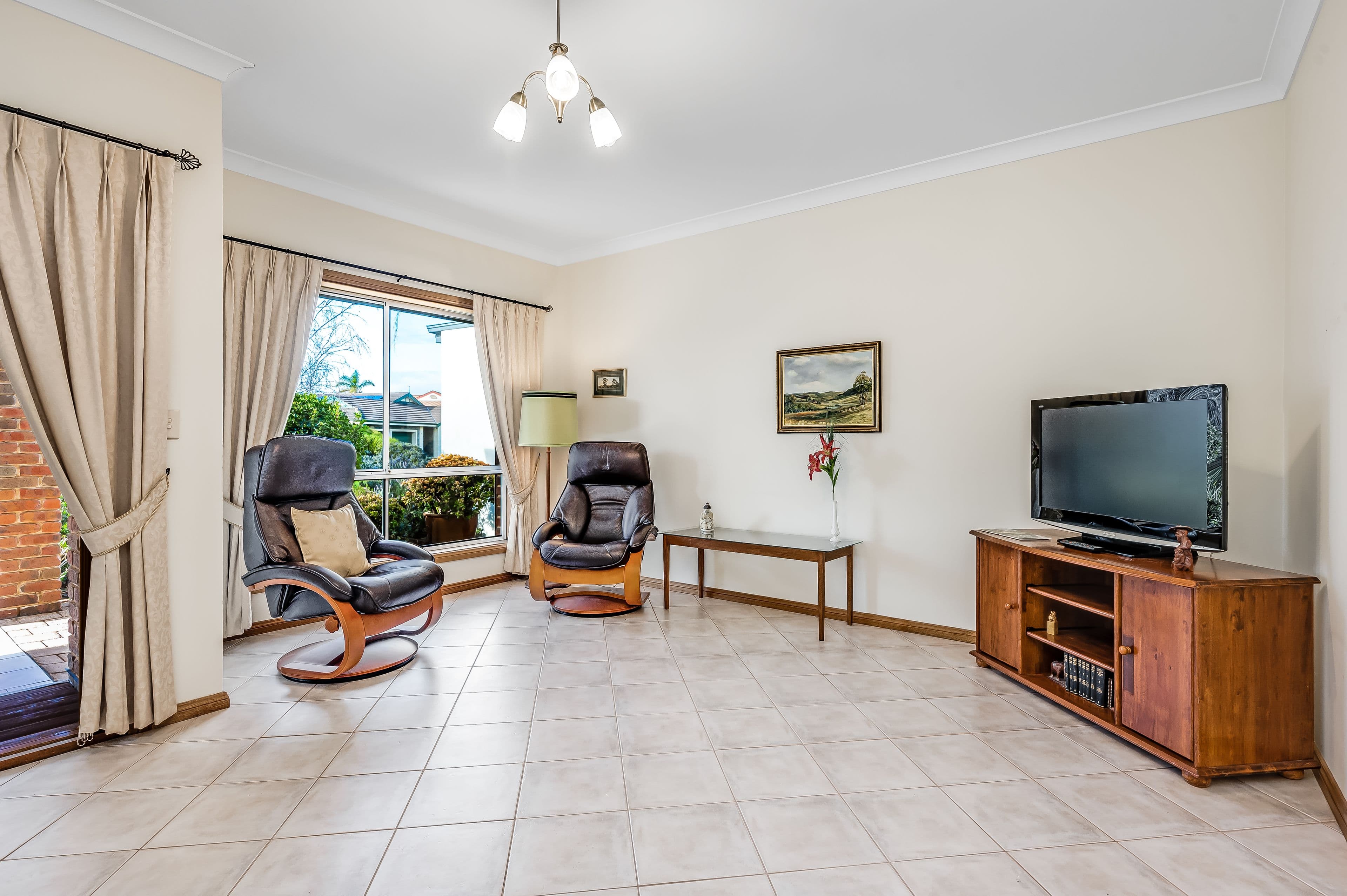 50 Matthew Flinders Drive, Encounter Bay SA 5211, Encounter Bay - Thumbnail 2