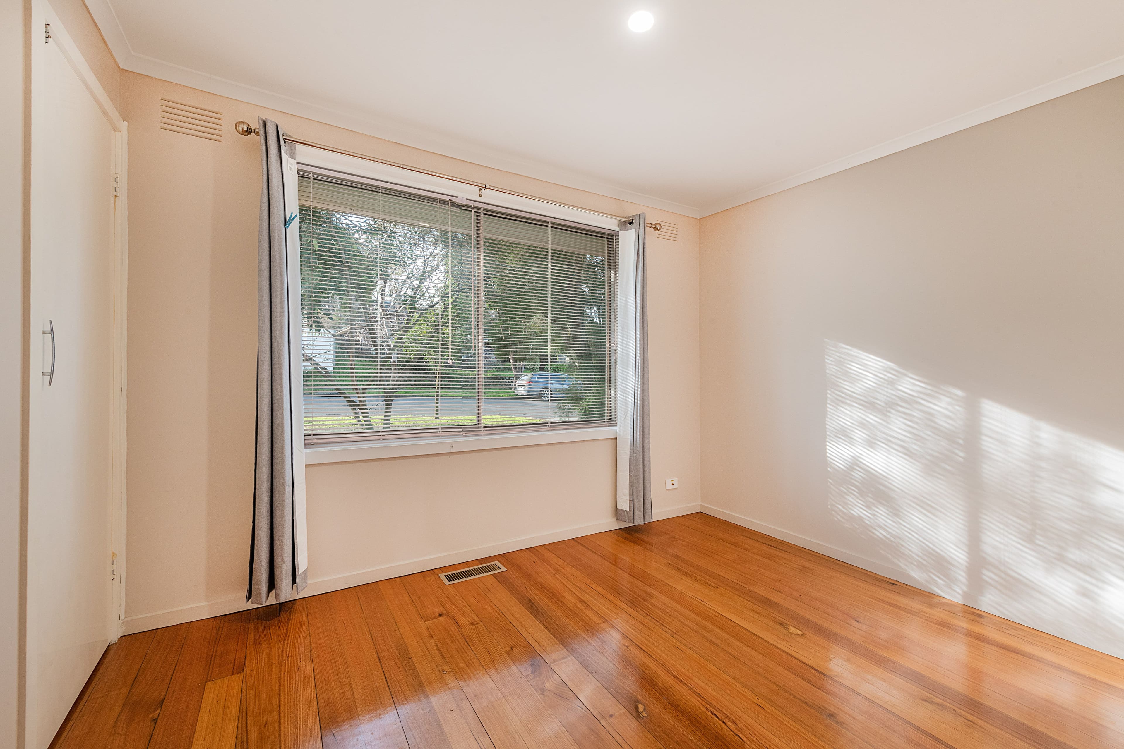 4-6 Illawara Crescent, Bayswater North VIC 3153, Bayswater North - Thumbnail 8