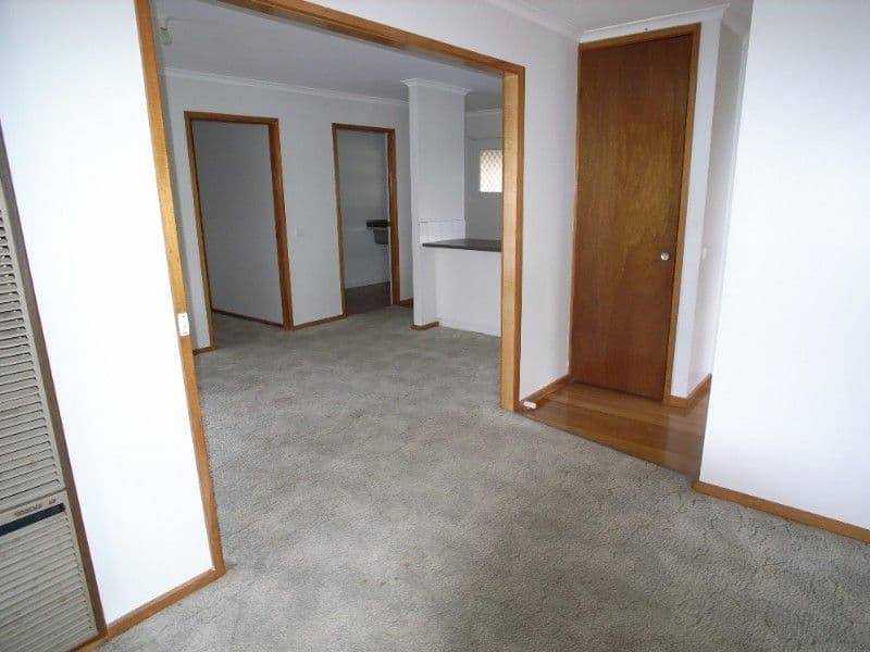 42 Packham Street, SHEPPARTON VIC 3630, Shepparton - Thumbnail 3