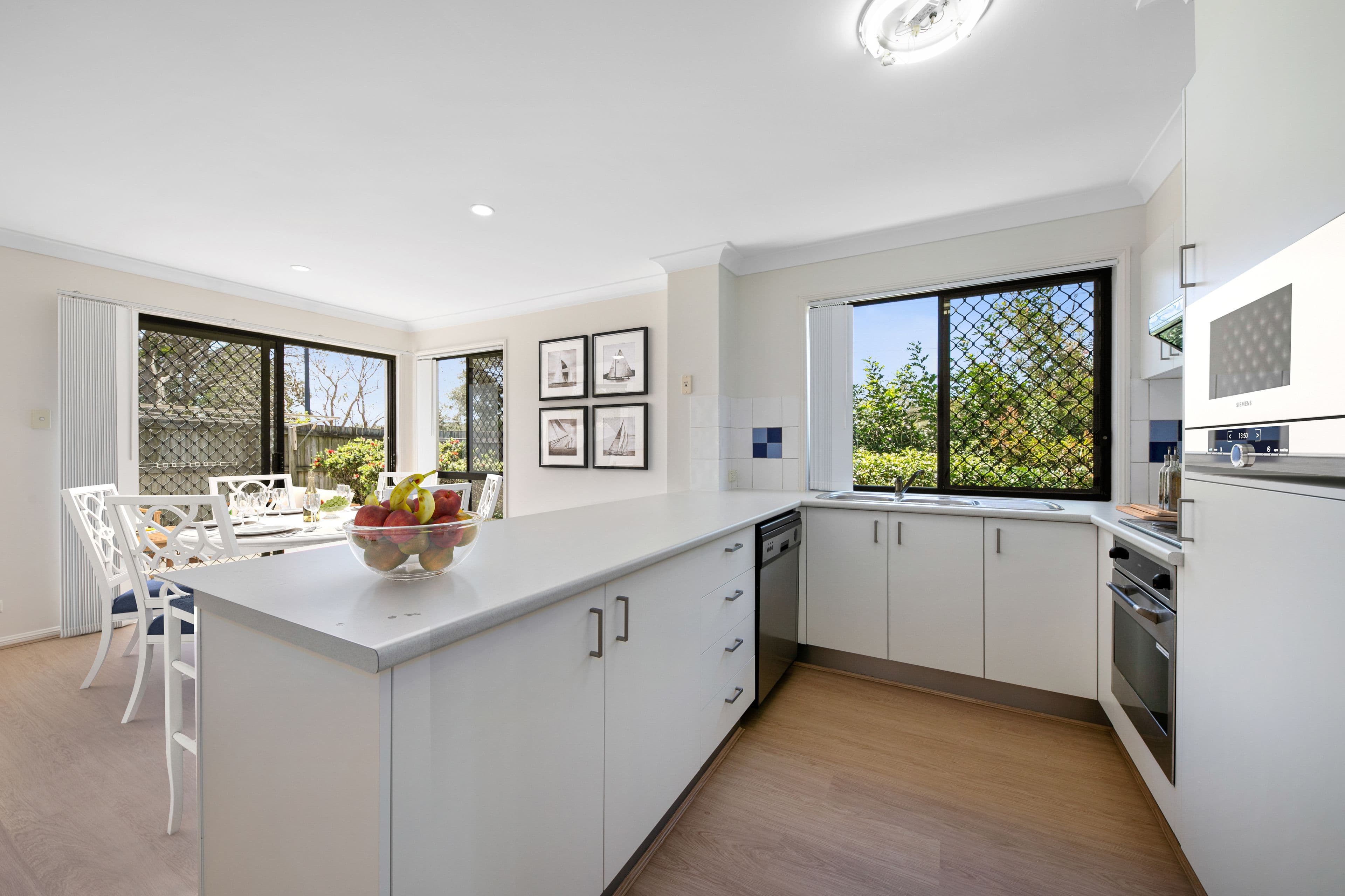 16 Violet Close, Eight Mile Plains QLD 4113, Eight Mile Plains - Thumbnail 4