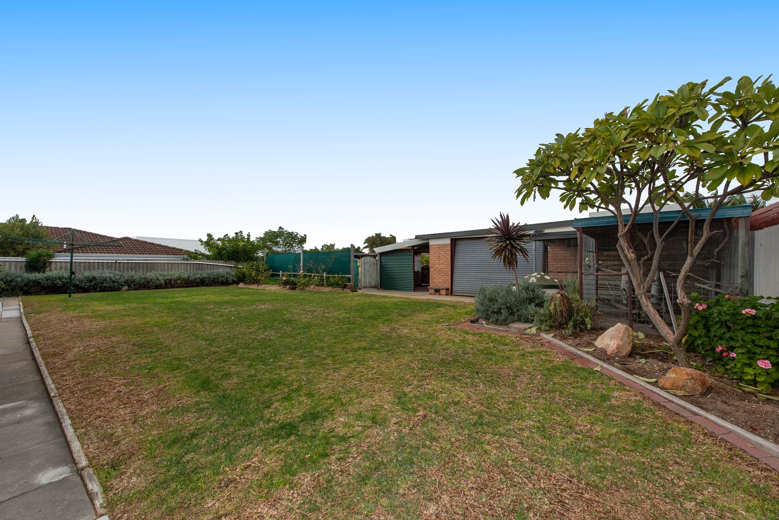 29 Seahaven Street, Safety Bay WA 6169, Safety Bay - Thumbnail 2
