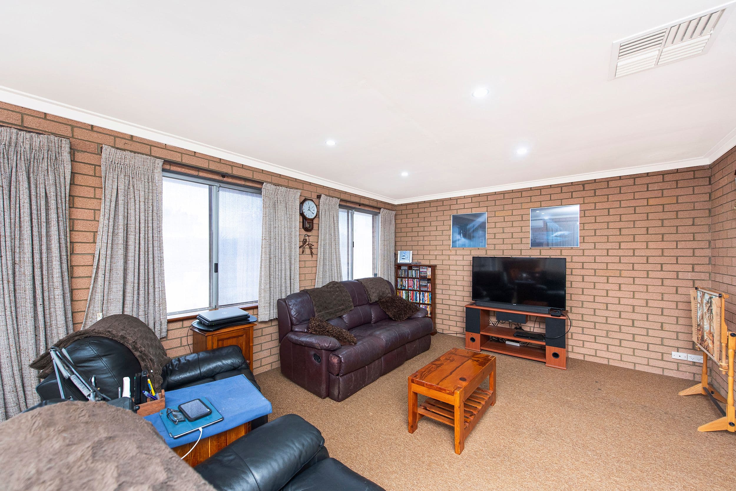 29 Seahaven Street, Safety Bay WA 6169, Safety Bay - Thumbnail 6