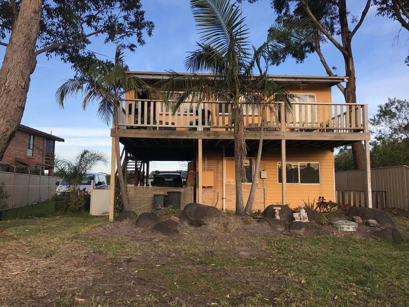64 Princes Highway, Lake Tabourie - Image 1