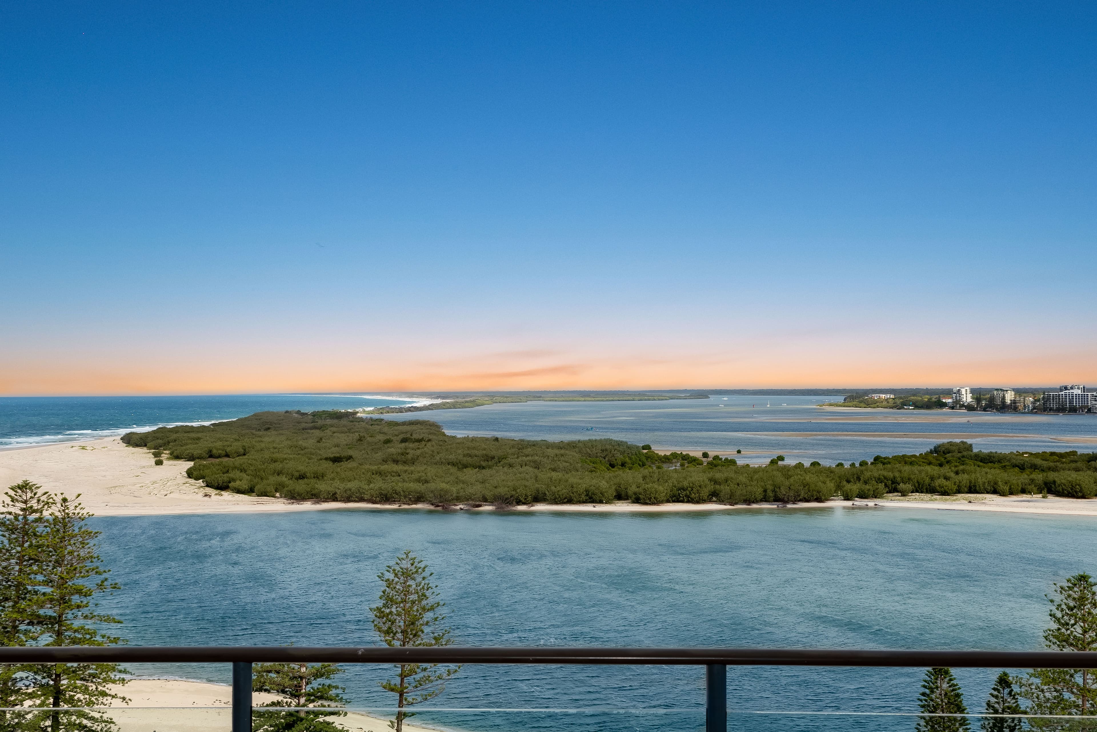 17 Leeding Terrace, Caloundra QLD 4551, Caloundra - Thumbnail 5