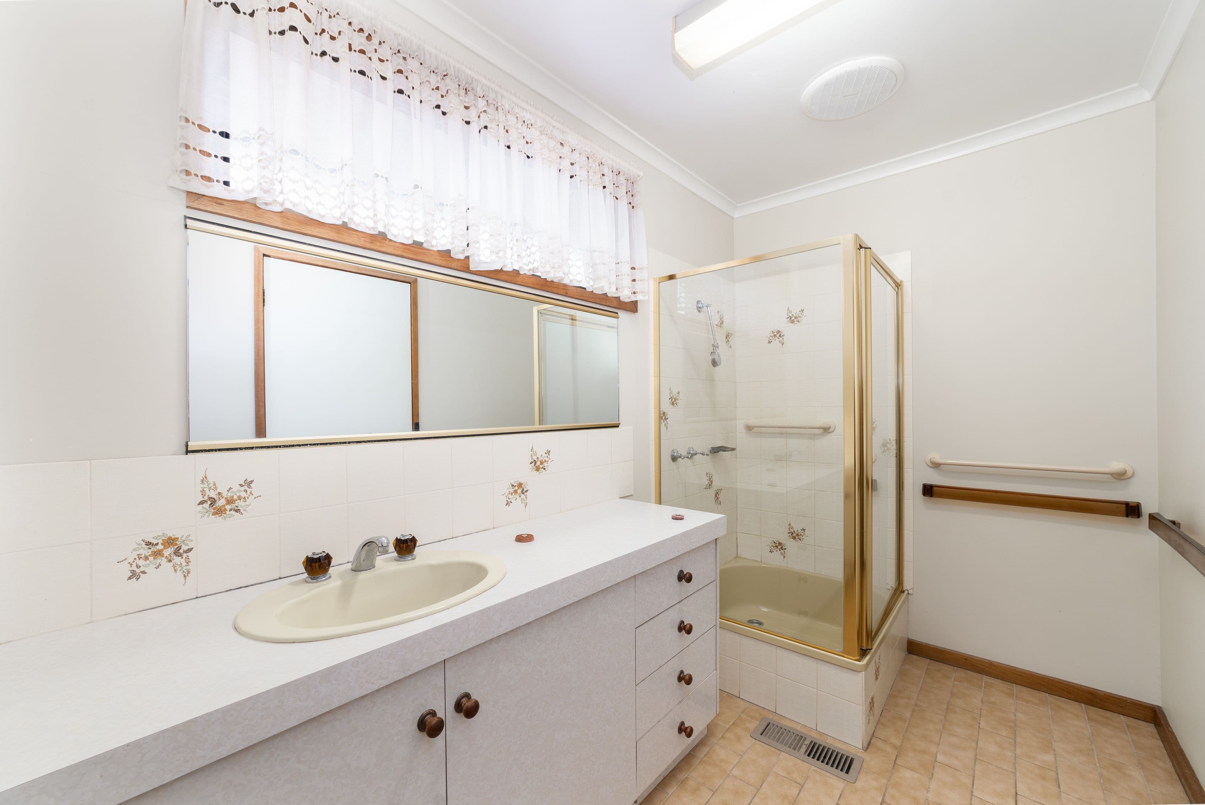 16 Ridgeway Crescent, Kennington VIC 3550, Kennington - Thumbnail 5