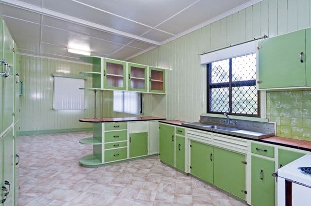 25 Dorothy Street, SILKSTONE QLD 4304, Silkstone - Thumbnail 8