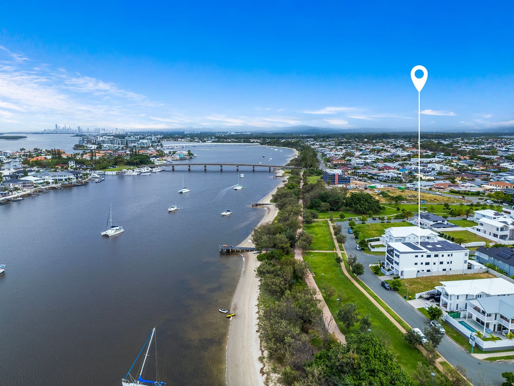 14 Oceania Way, Paradise Point QLD 4216, Paradise Point - Thumbnail 2