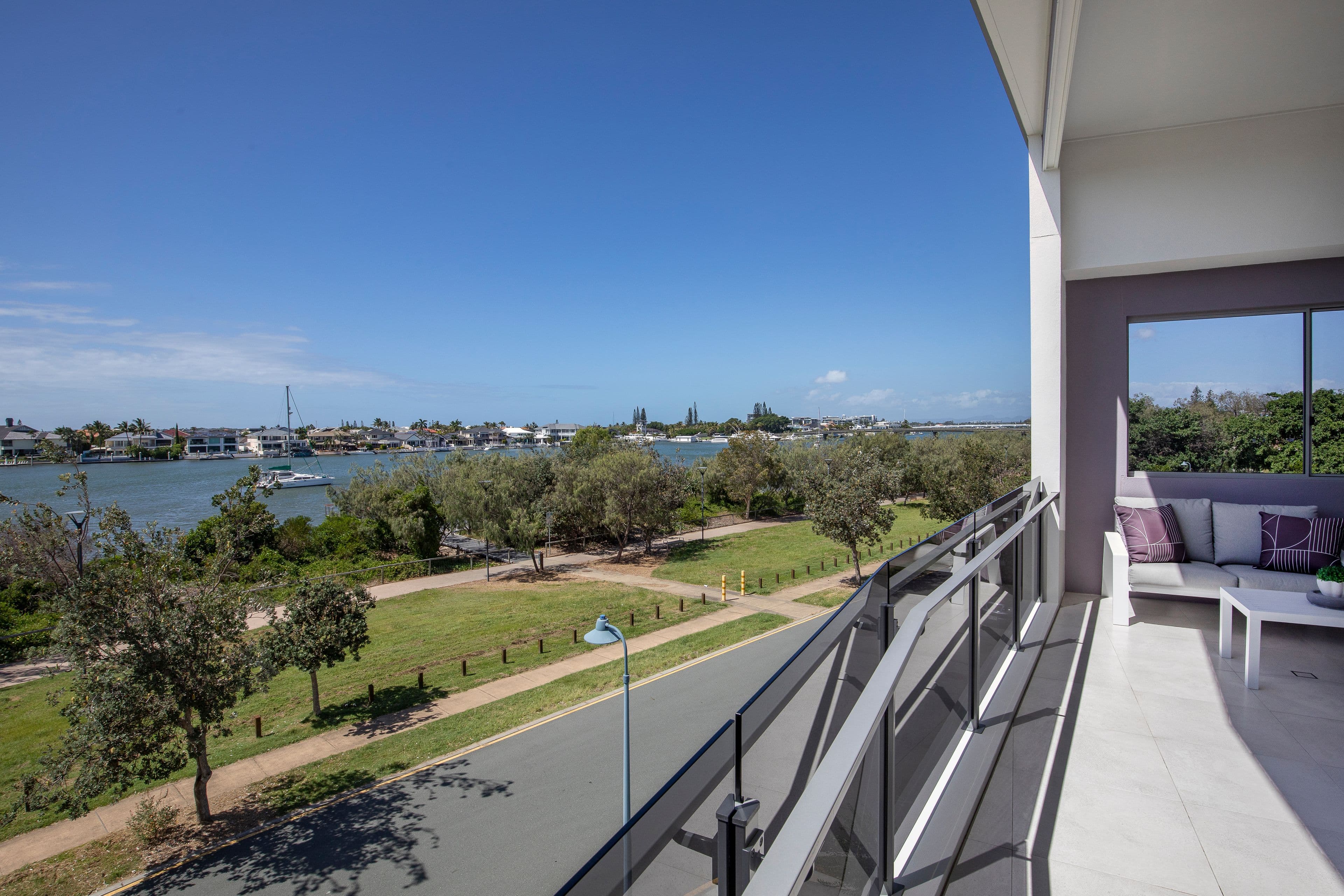 14 Oceania Way, Paradise Point QLD 4216, Paradise Point - Thumbnail 6