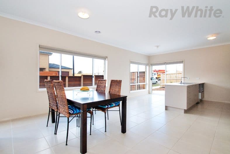 11 Red Box Street, COBURG NORTH VIC 3058, Coburg North - Thumbnail 3
