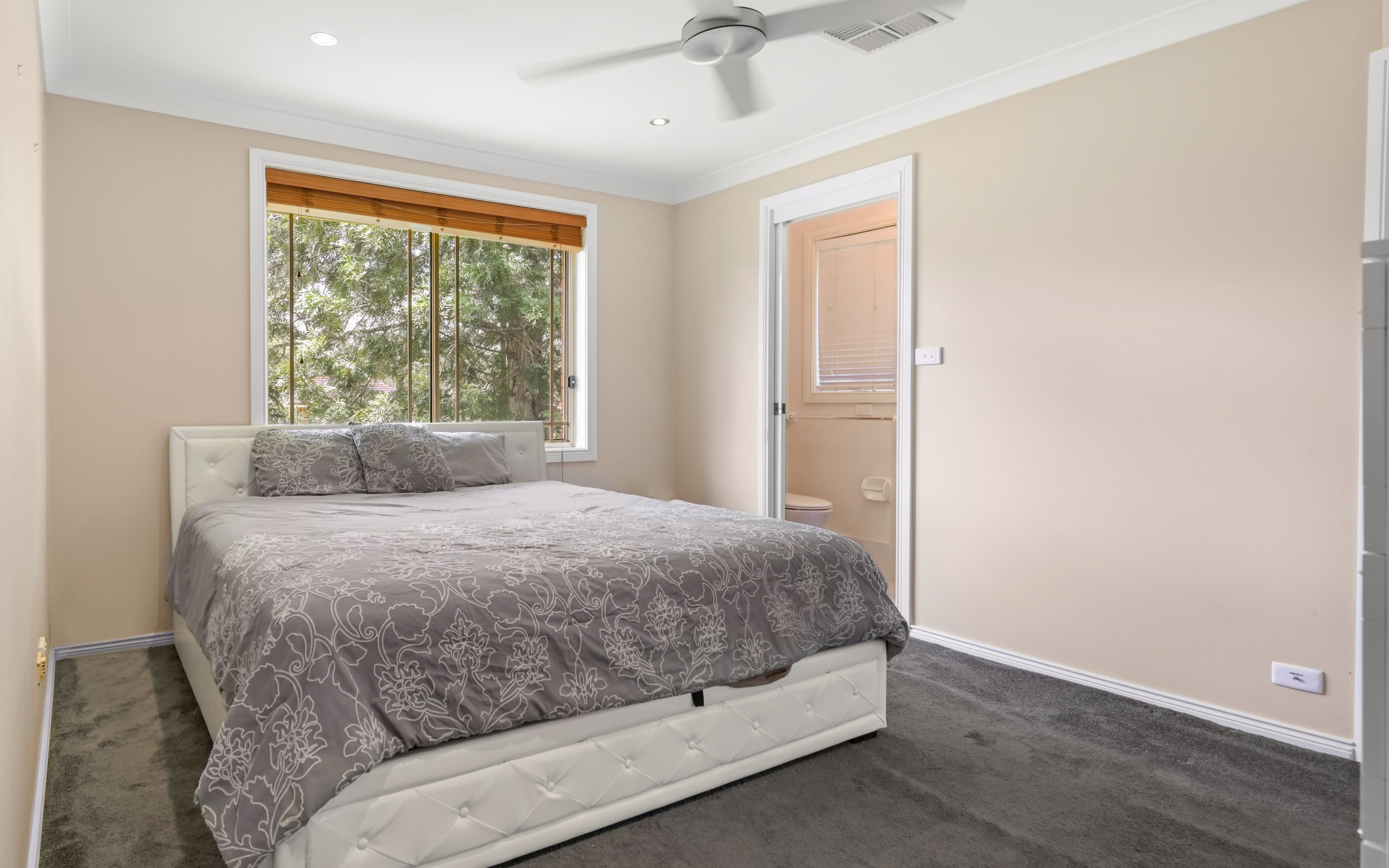8 Stein Place, Glenmore Park NSW 2745, Glenmore Park - Thumbnail 5