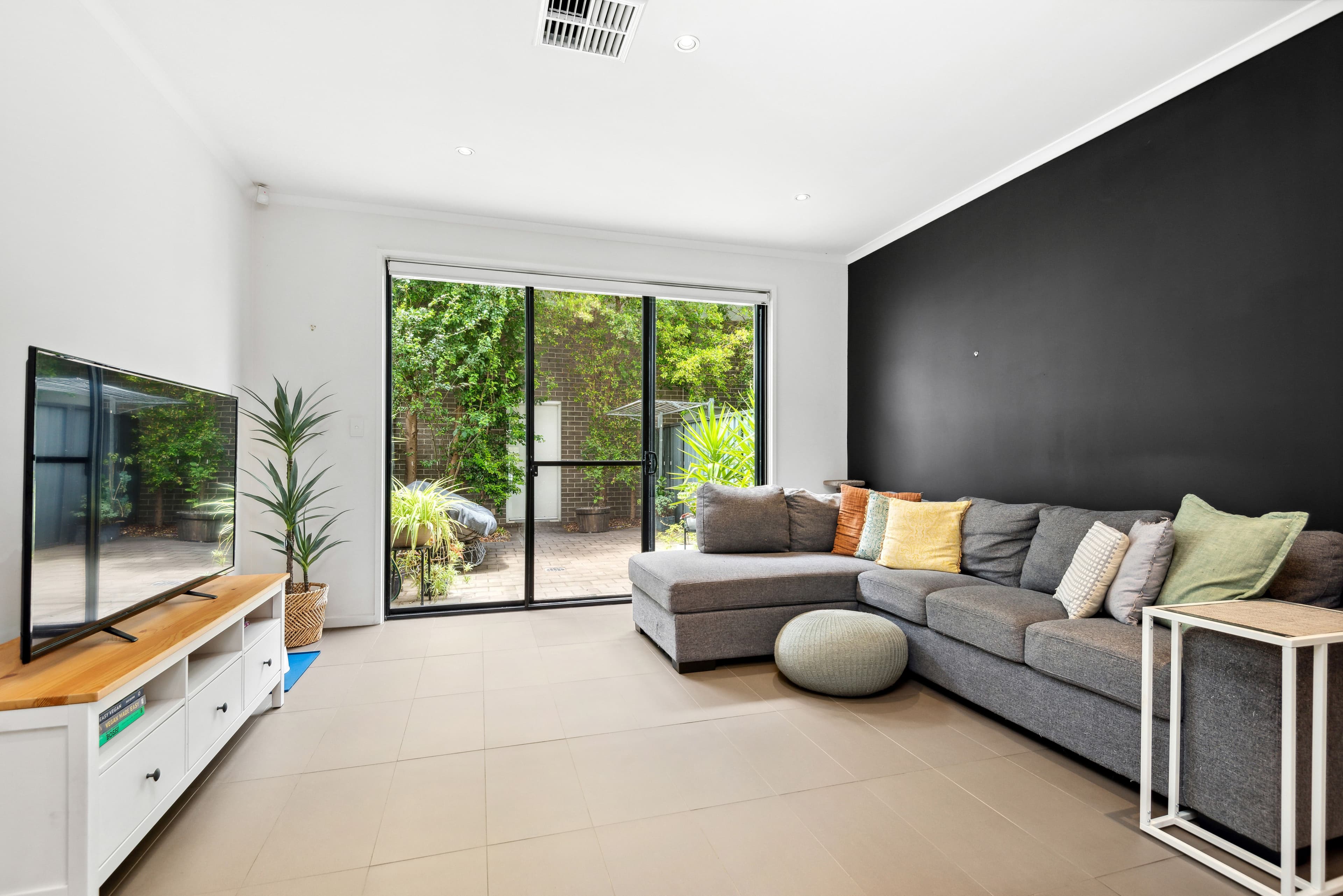 28 Tulloch Drive, St Clair SA 5011, St Clair - Thumbnail 4