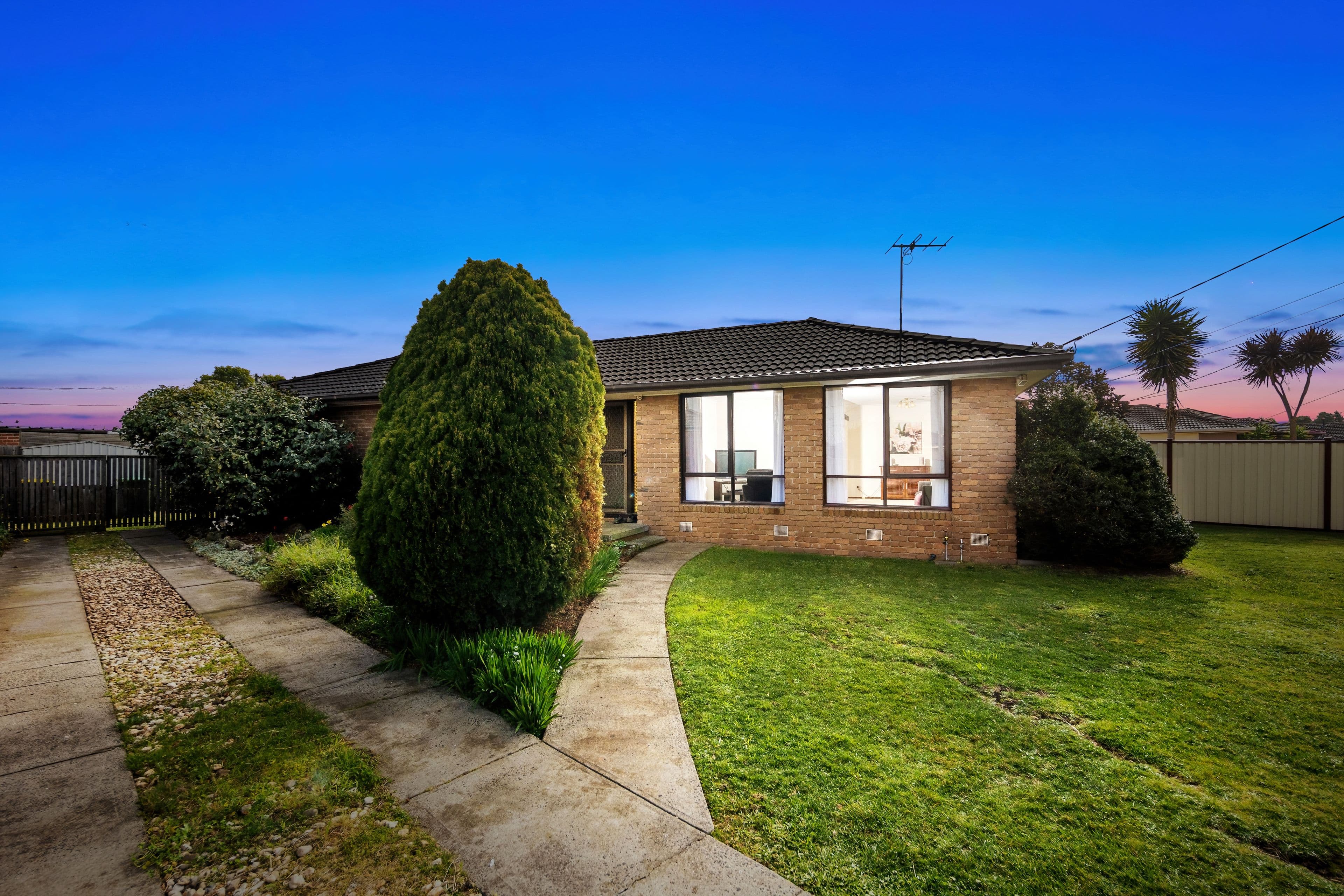 8 Cooma Court, Lalor VIC 3075, Lalor - Image 1