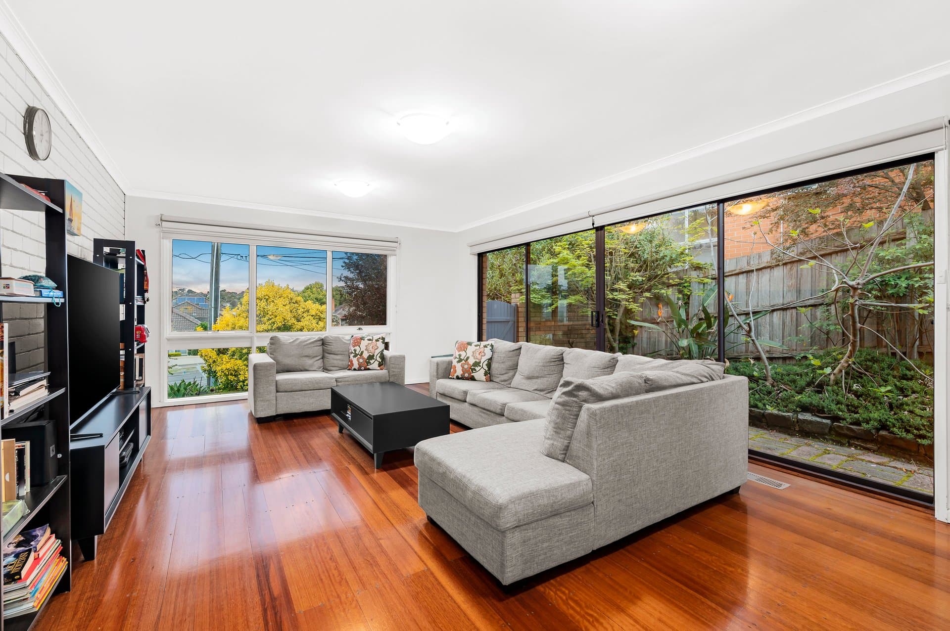 31 Ayr Street, Doncaster - Thumbnail 2