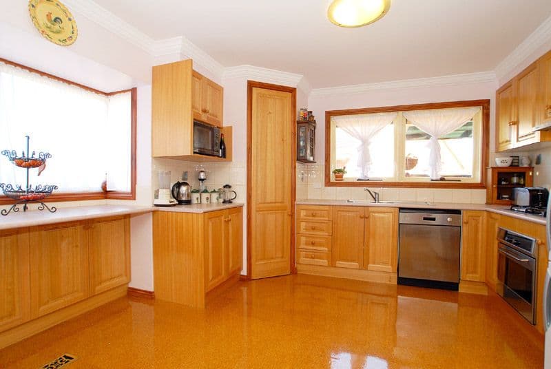 7 Warren Court, DANDENONG NORTH VIC 3175, Dandenong North - Thumbnail 2