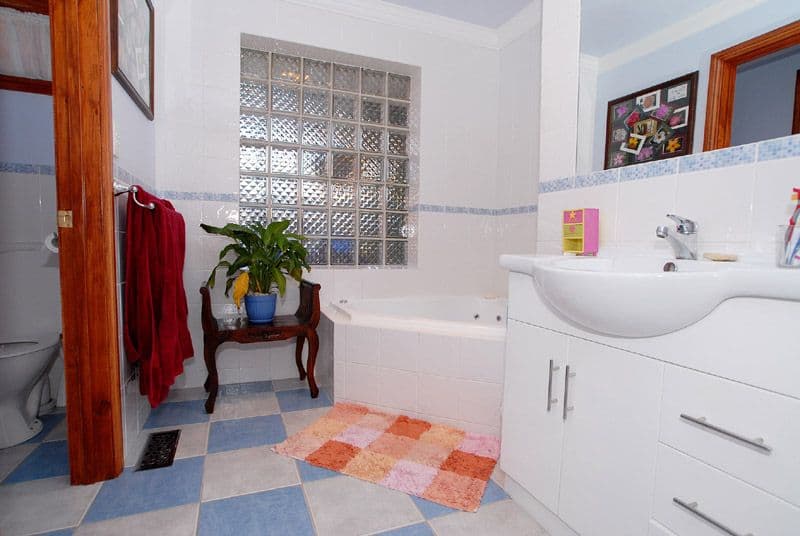 7 Warren Court, DANDENONG NORTH VIC 3175, Dandenong North - Thumbnail 7