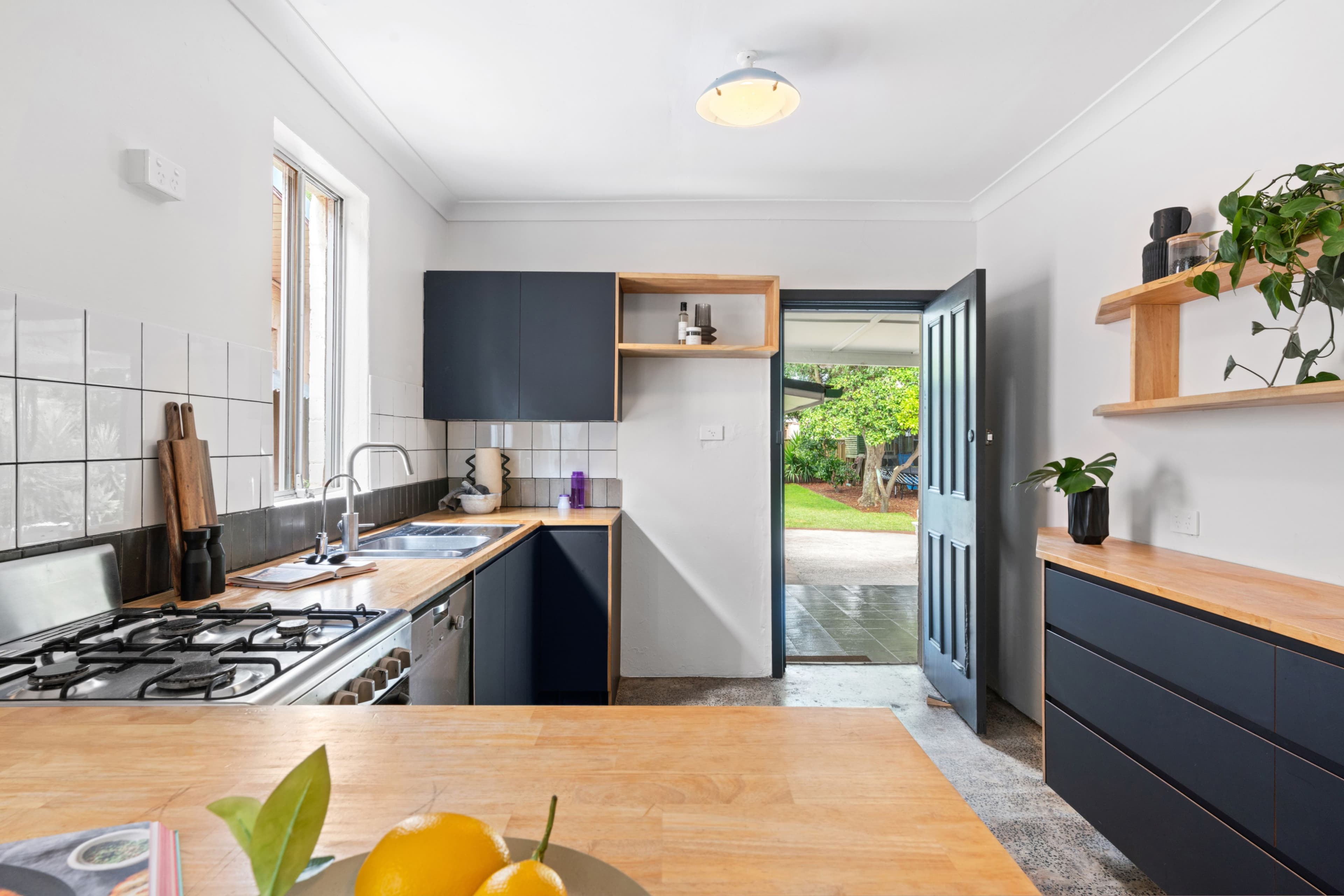 15 England Avenue, Marrickville NSW 2204, Marrickville - Thumbnail 3