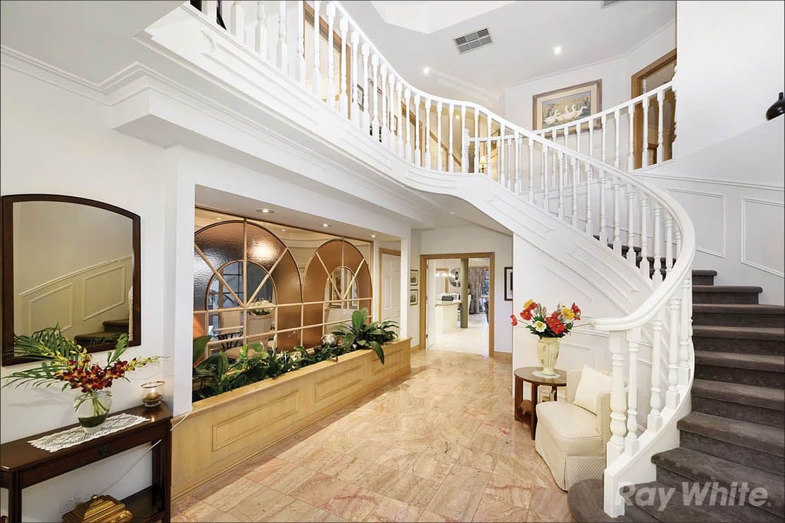 4 Iris Close, Mulgrave VIC 3170, Mulgrave - Thumbnail 2