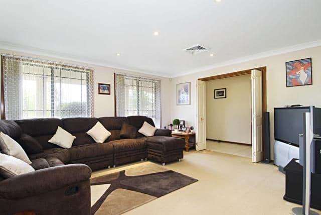 1 Hibertia Place, MOUNT ANNAN NSW 2567, Mount Annan - Thumbnail 2