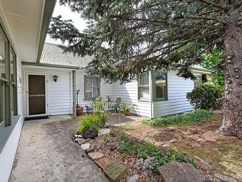 26 Elsvern Avenue, BELMONT VIC 3216, Belmont - Thumbnail 2