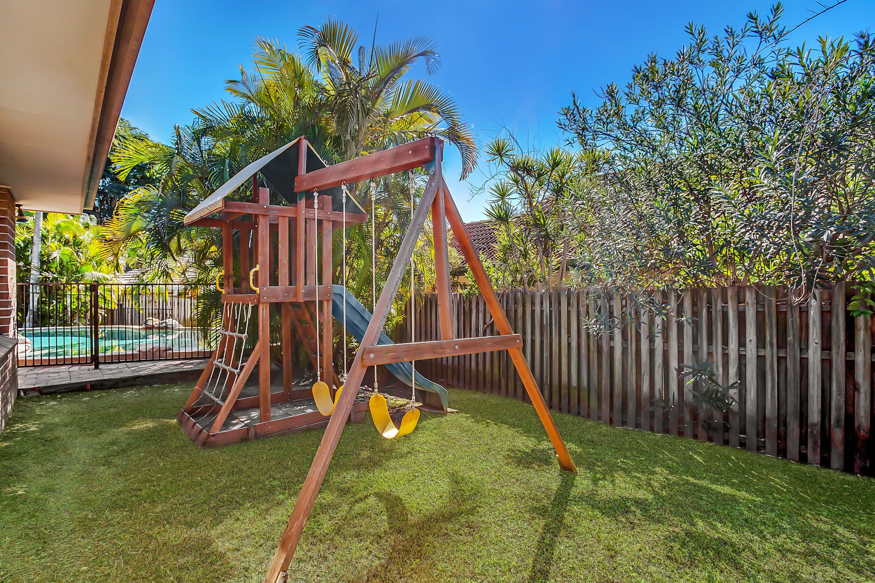 3 Highett Place, Robina QLD 4226, Robina - Thumbnail 2