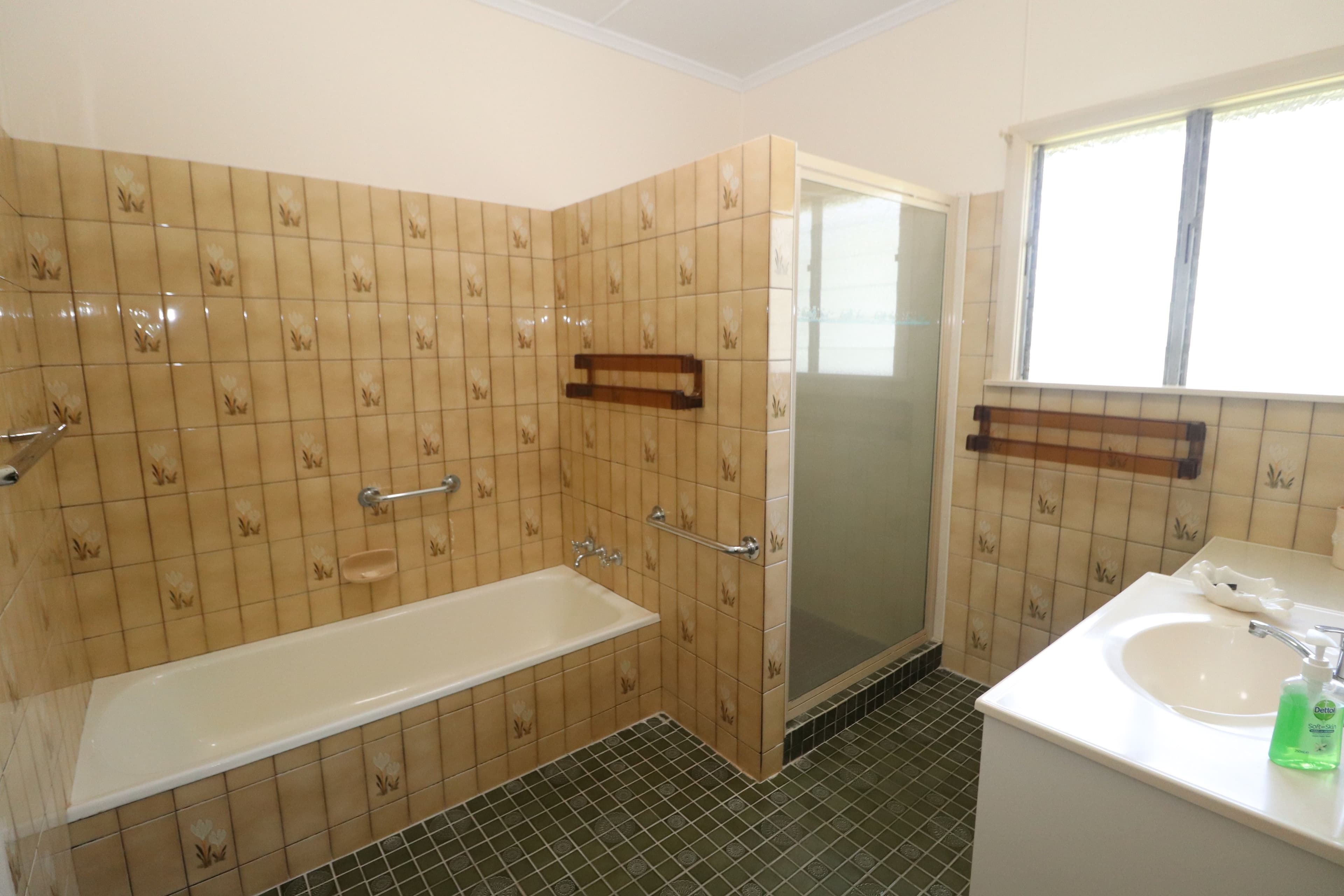 10 Jesson Street, Ingham QLD 4850, Ingham - Thumbnail 5