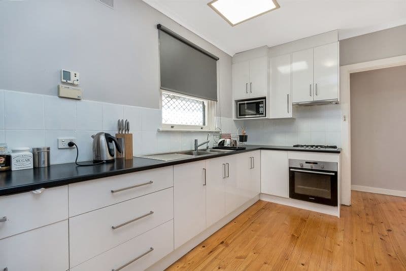 50 Russ Avenue, Seaton SA 5023, Seaton - Thumbnail 3