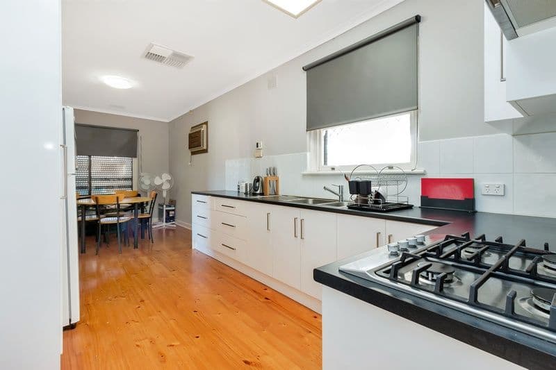 50 Russ Avenue, Seaton SA 5023, Seaton - Thumbnail 4