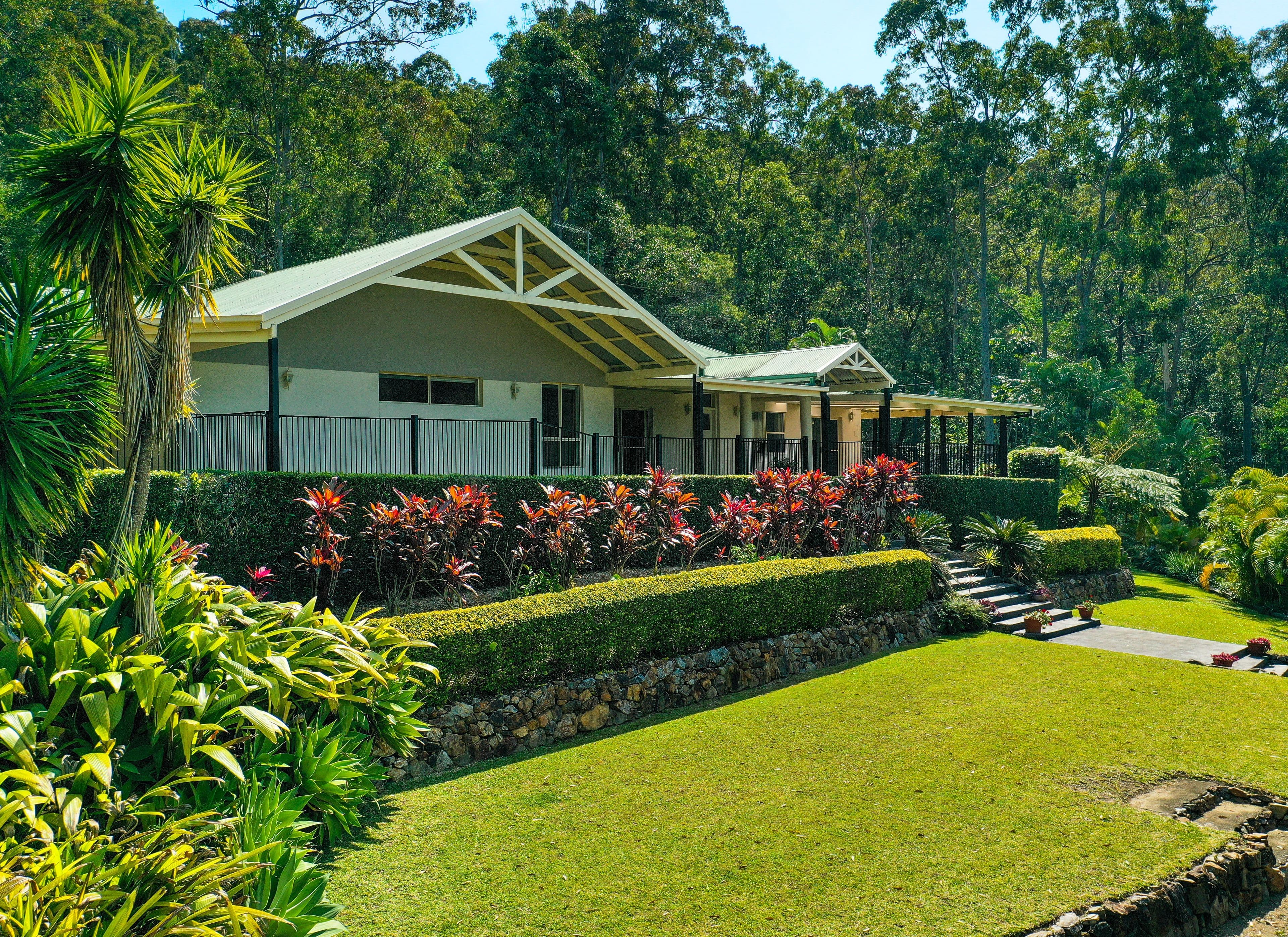 10 Silverthorn Way, Botanic Ridge - Thumbnail 4